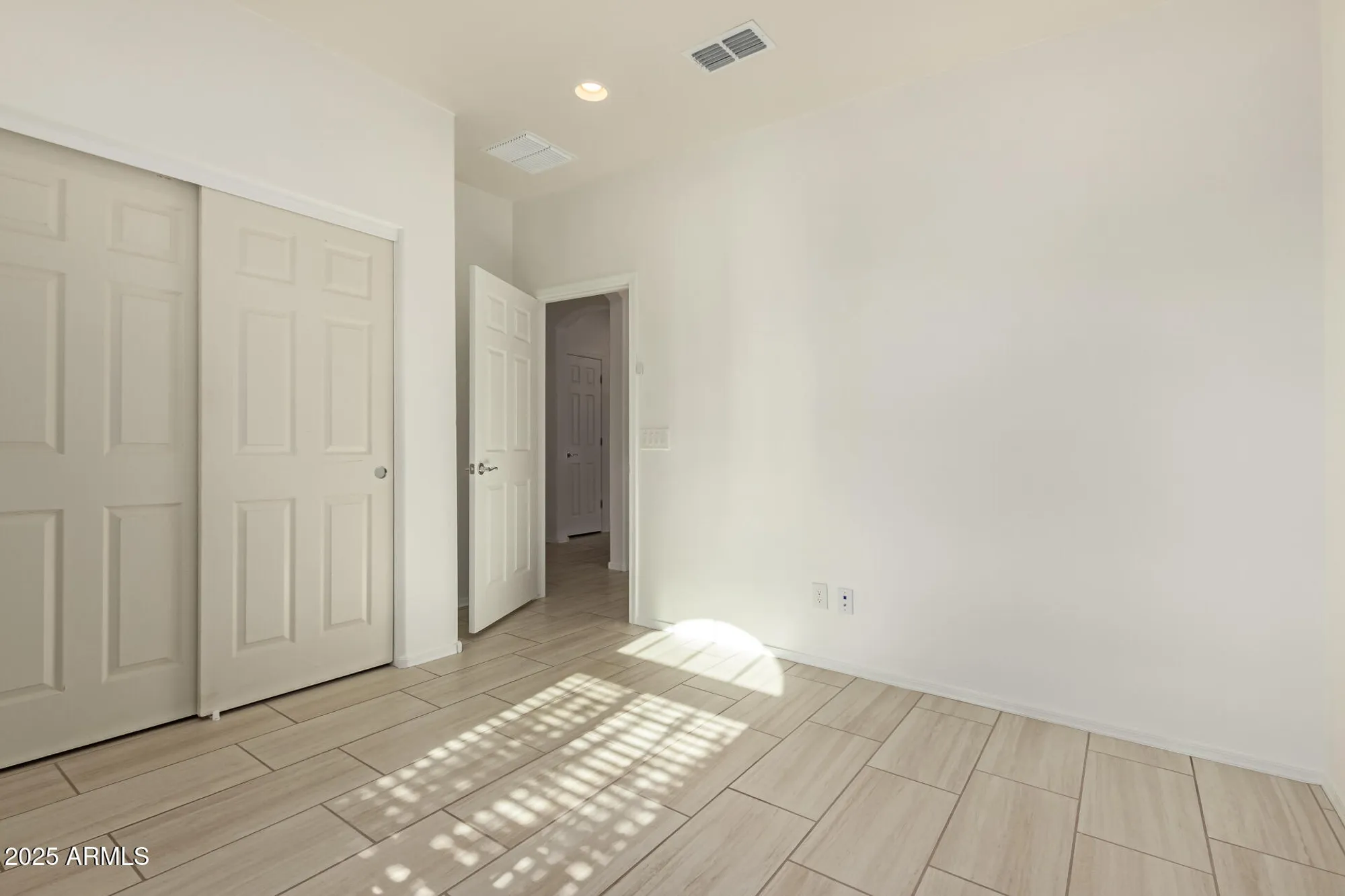 Property Slideshow image 19 of 28 | 26816 w melinda ln, Buckeye, AZ, 85396