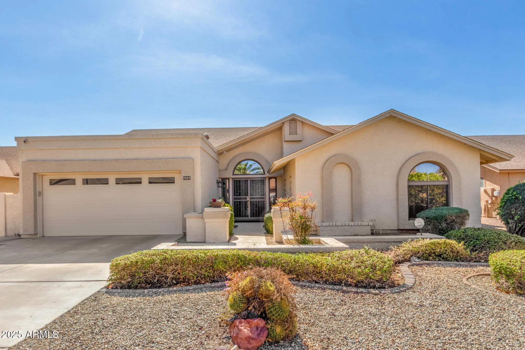 Property Slideshow image 1 of 57 | 9809 w wescott dr, Peoria, AZ, 85382
