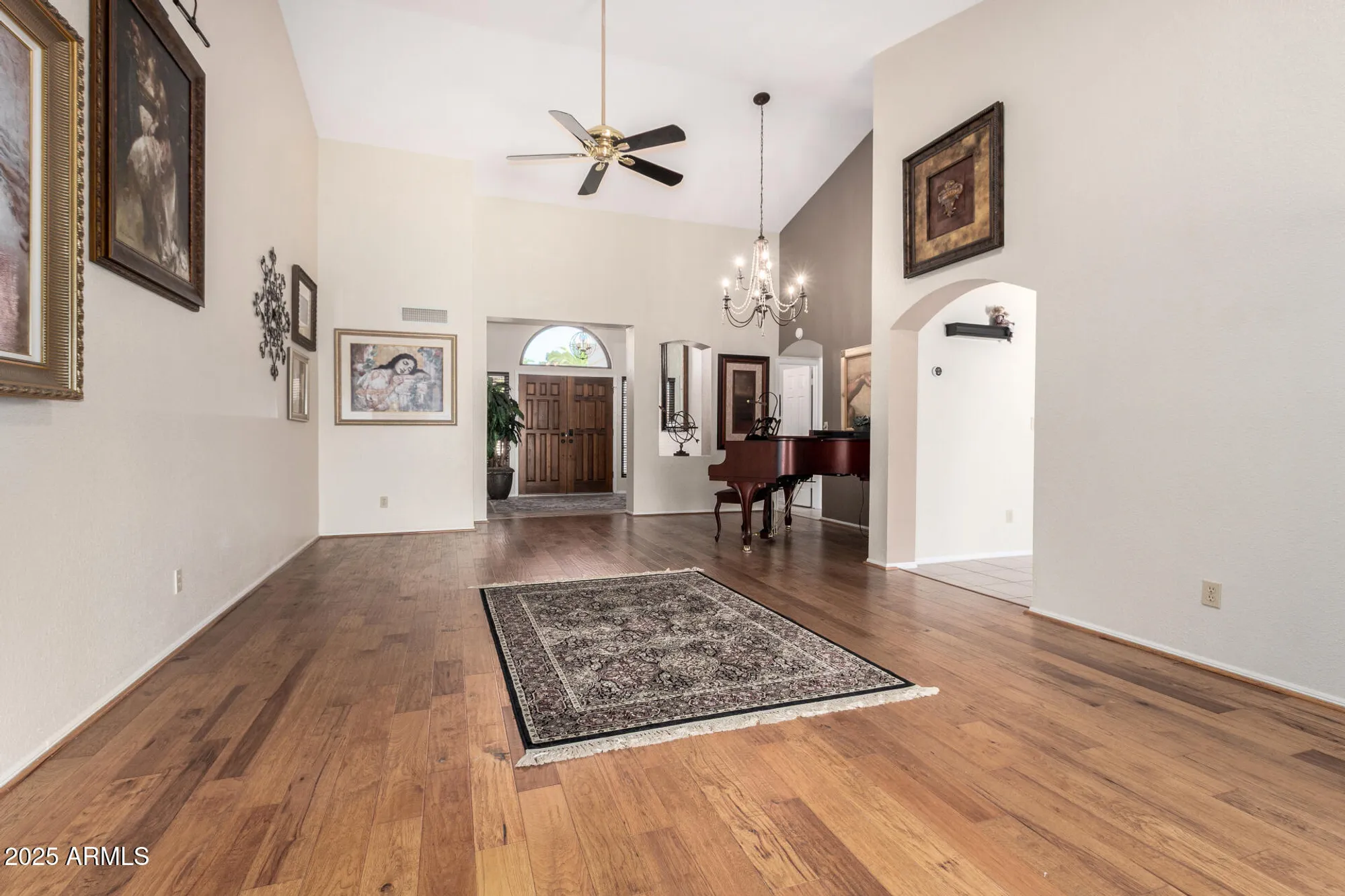 Property Slideshow image 8 of 57 | 9809 w wescott dr, Peoria, AZ, 85382