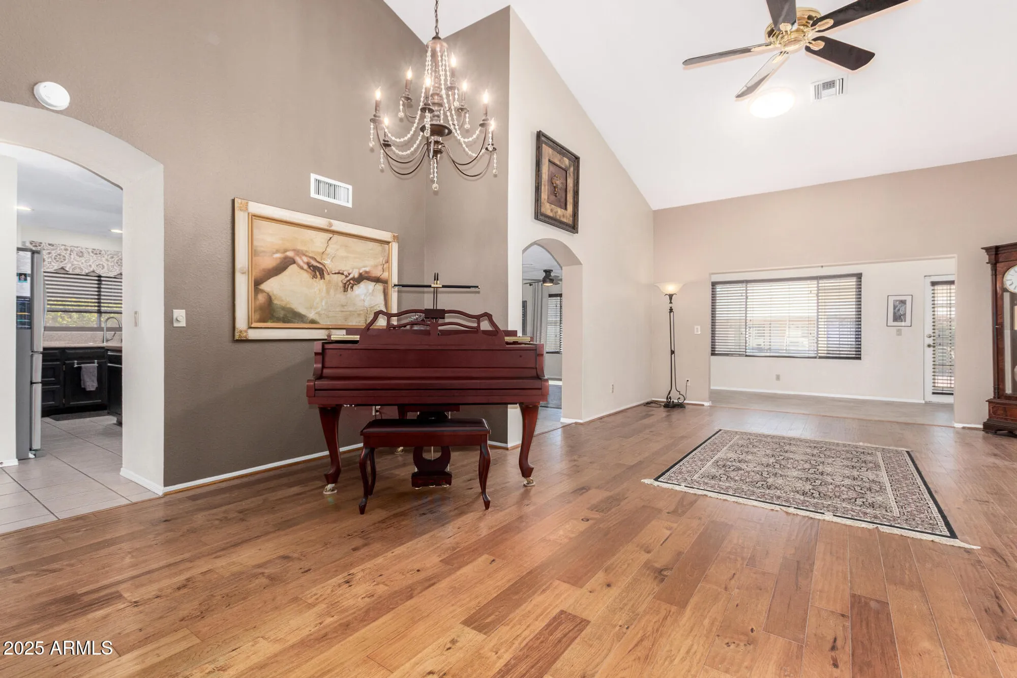 Property Slideshow image 9 of 57 | 9809 w wescott dr, Peoria, AZ, 85382