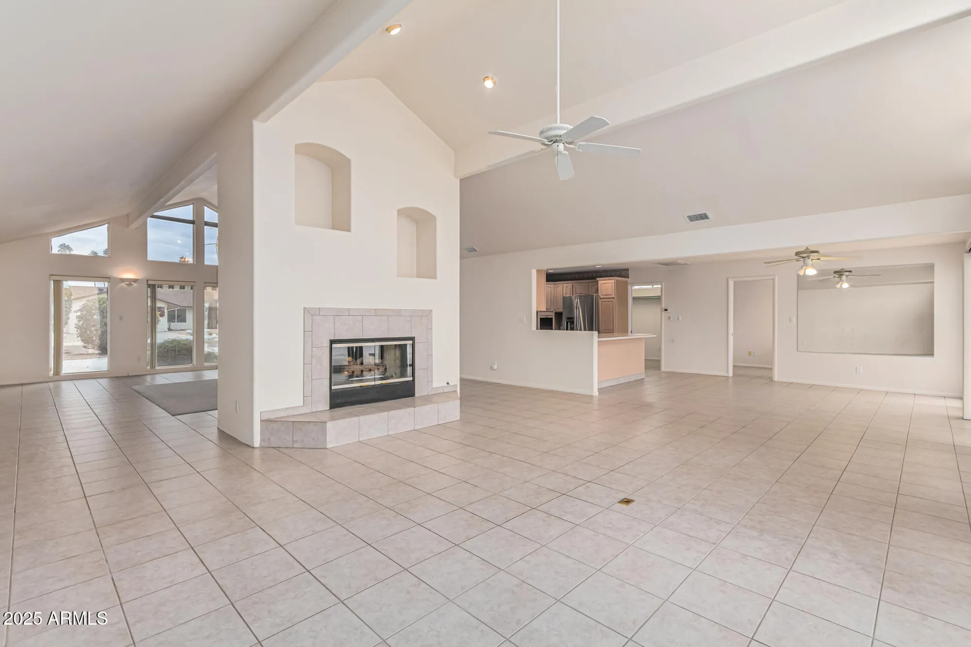 Property Slideshow image 8 of 59 | 10626 w emerald pt, Sun City, AZ, 85351