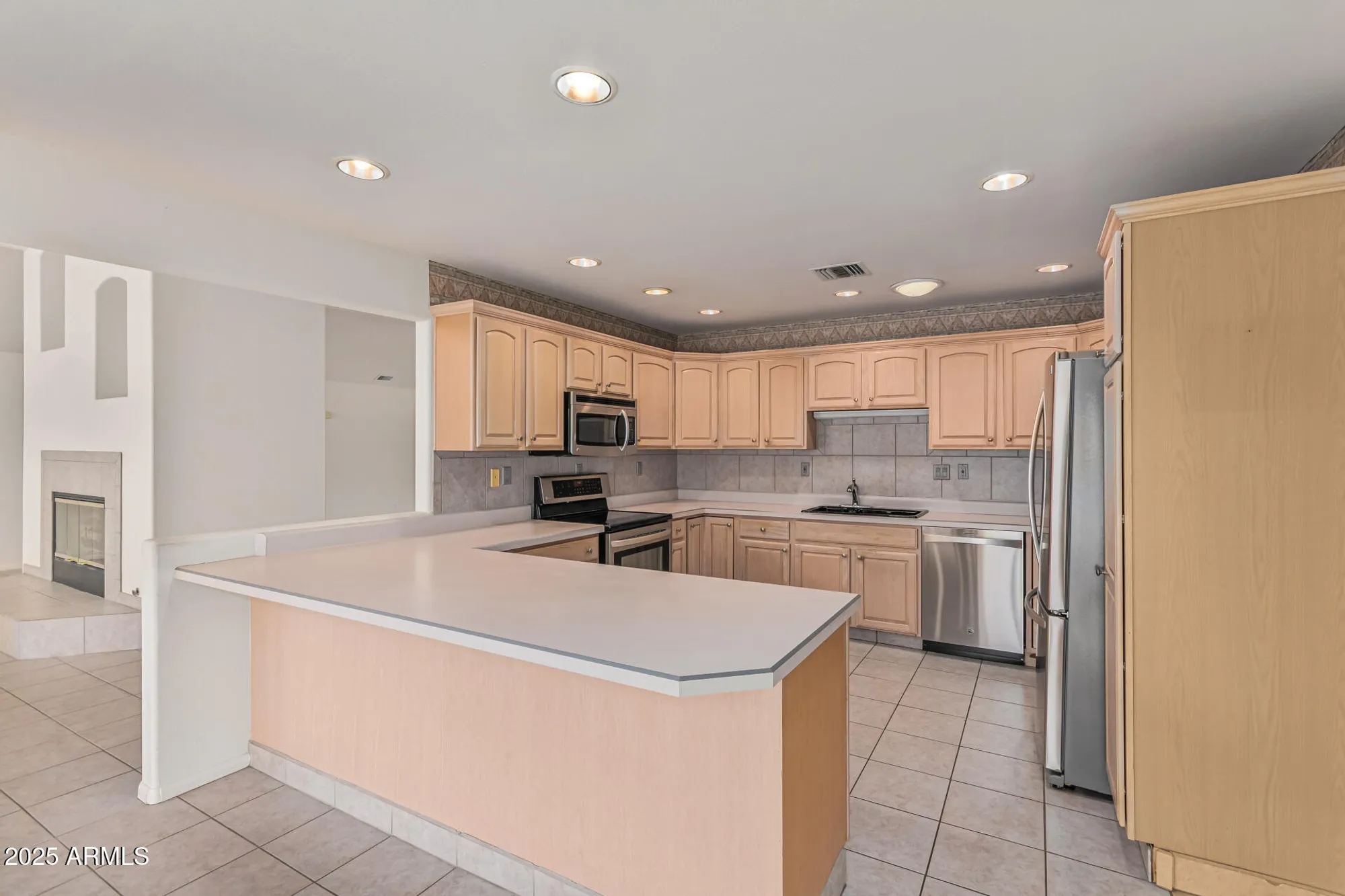 Property Slideshow image 15 of 59 | 10626 w emerald pt, Sun City, AZ, 85351