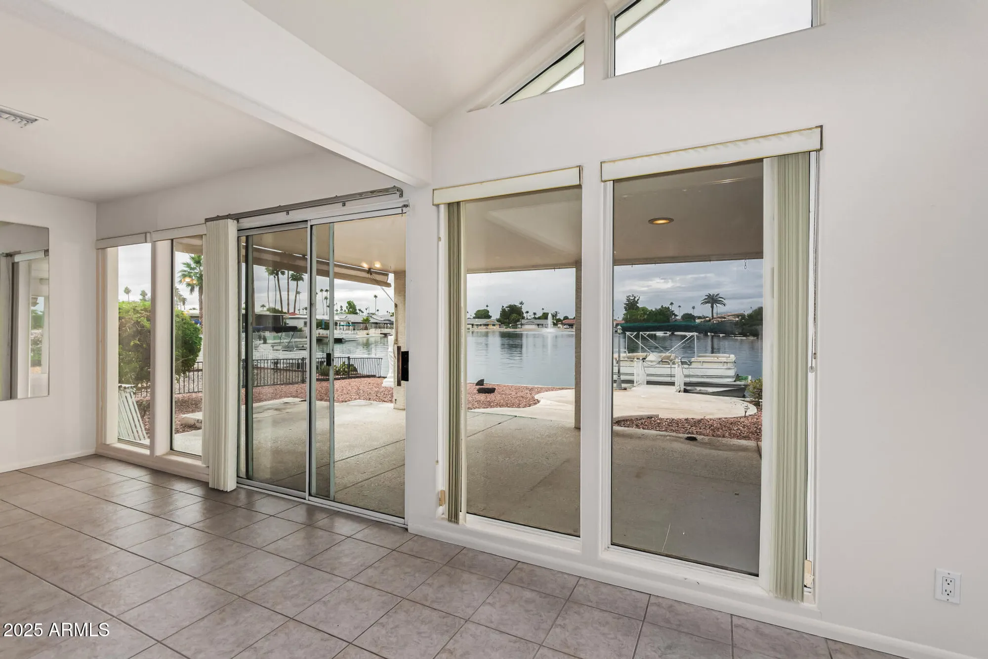 Property Slideshow image 13 of 59 | 10626 w emerald pt, Sun City, AZ, 85351