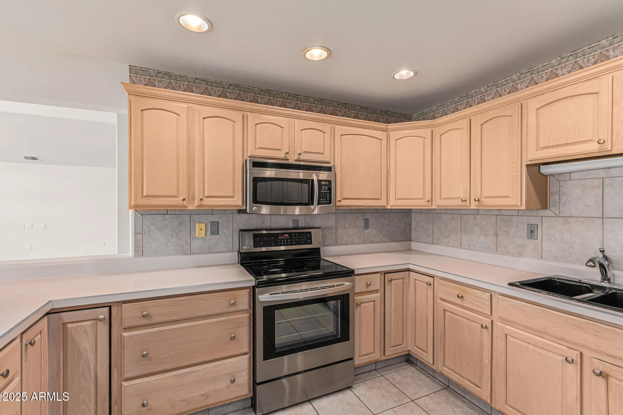 Property Slideshow image 16 of 59 | 10626 w emerald pt, Sun City, AZ, 85351