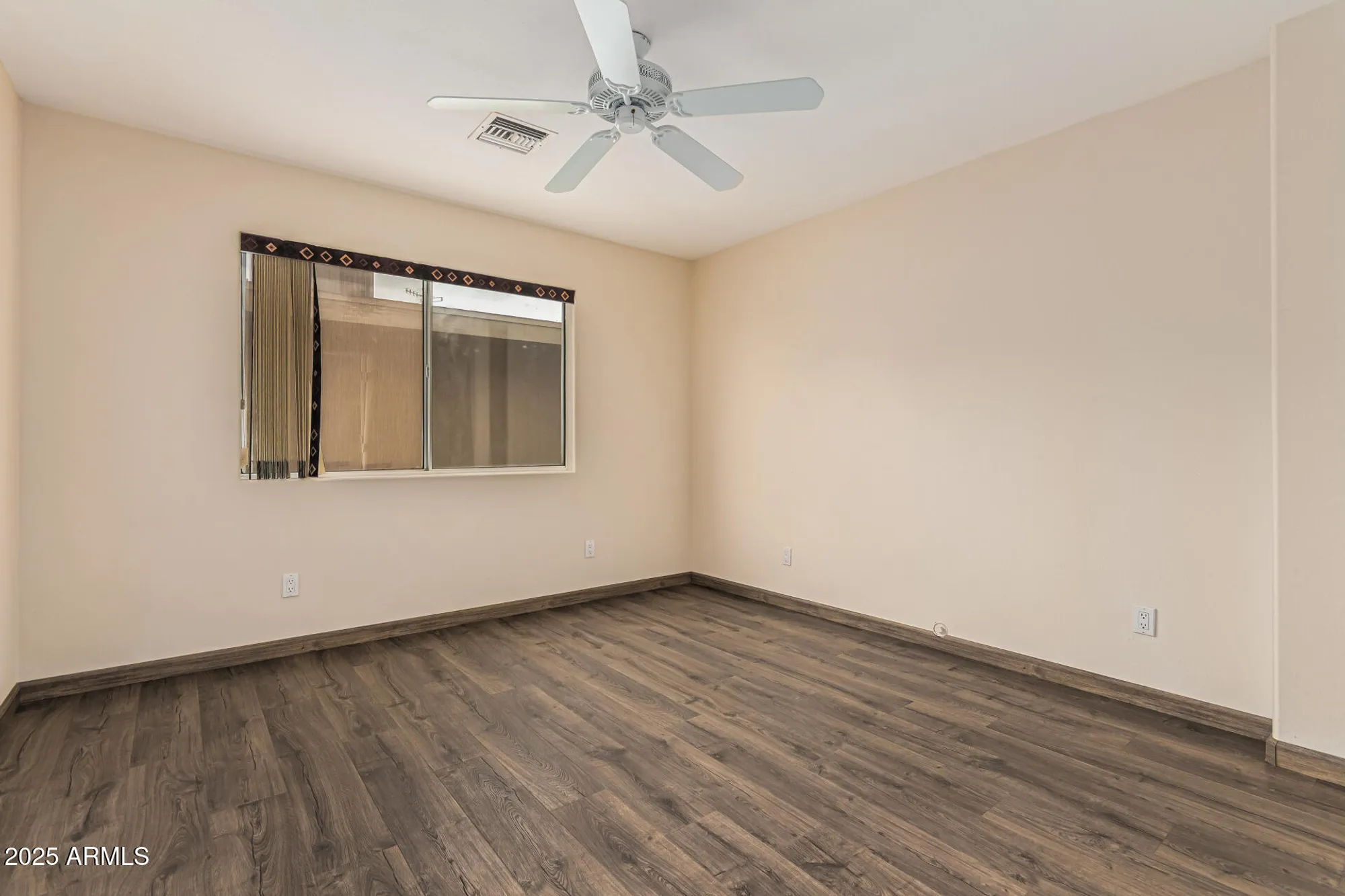 Property Slideshow image 21 of 59 | 10626 w emerald pt, Sun City, AZ, 85351