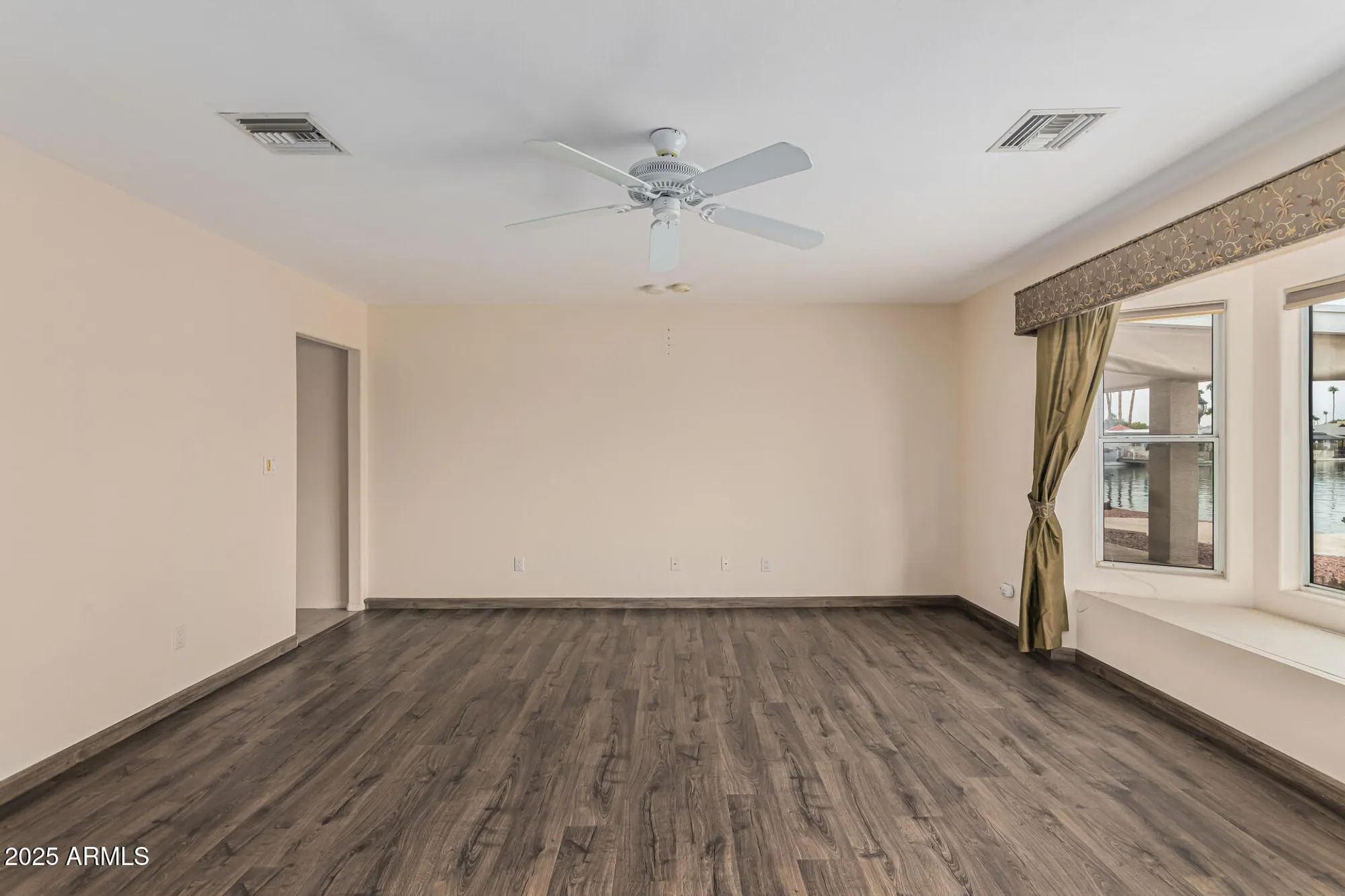 Property Slideshow image 28 of 59 | 10626 w emerald pt, Sun City, AZ, 85351