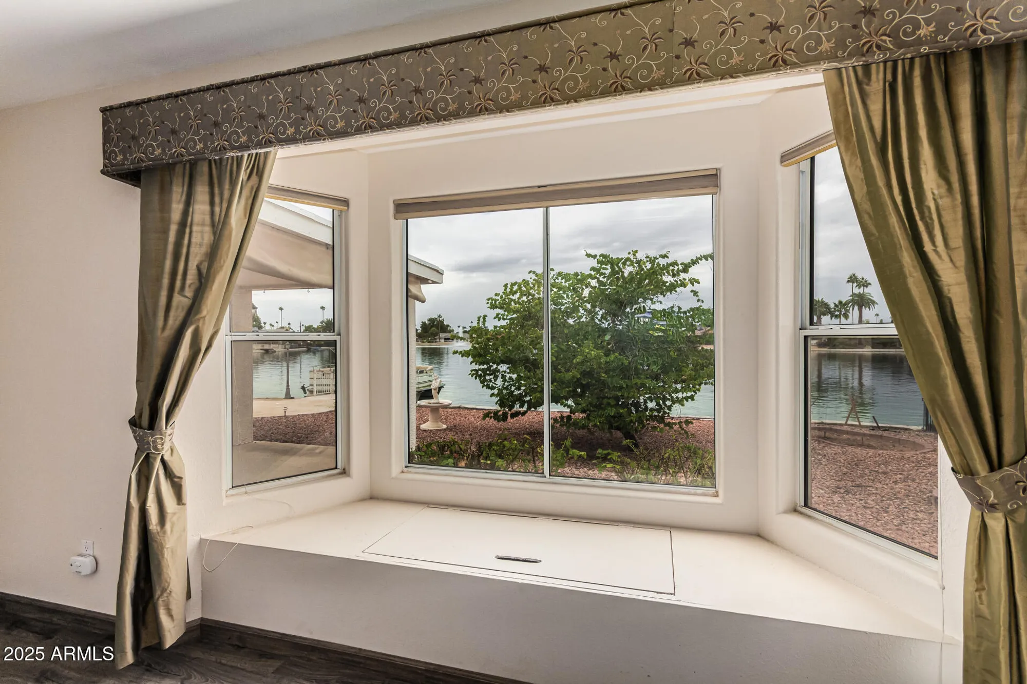 Property Slideshow image 26 of 59 | 10626 w emerald pt, Sun City, AZ, 85351