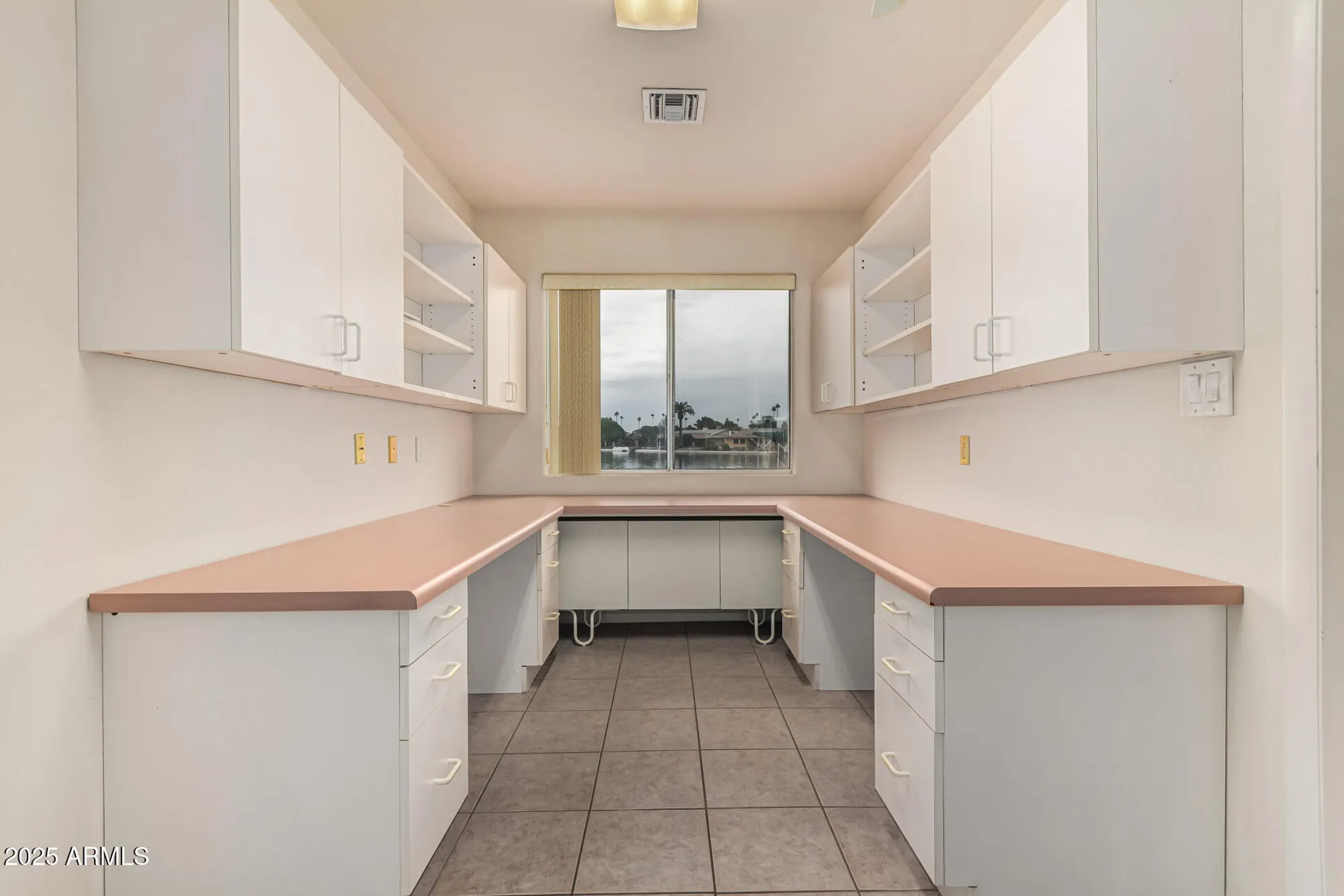 Property Slideshow image 18 of 59 | 10626 w emerald pt, Sun City, AZ, 85351