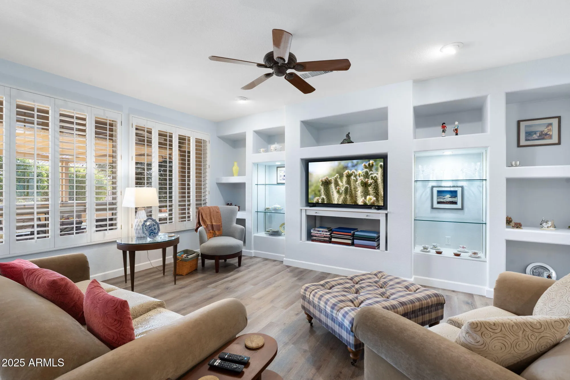 Property Slideshow image 6 of 43 | 15543 w agua linda ln, Surprise, AZ, 85374