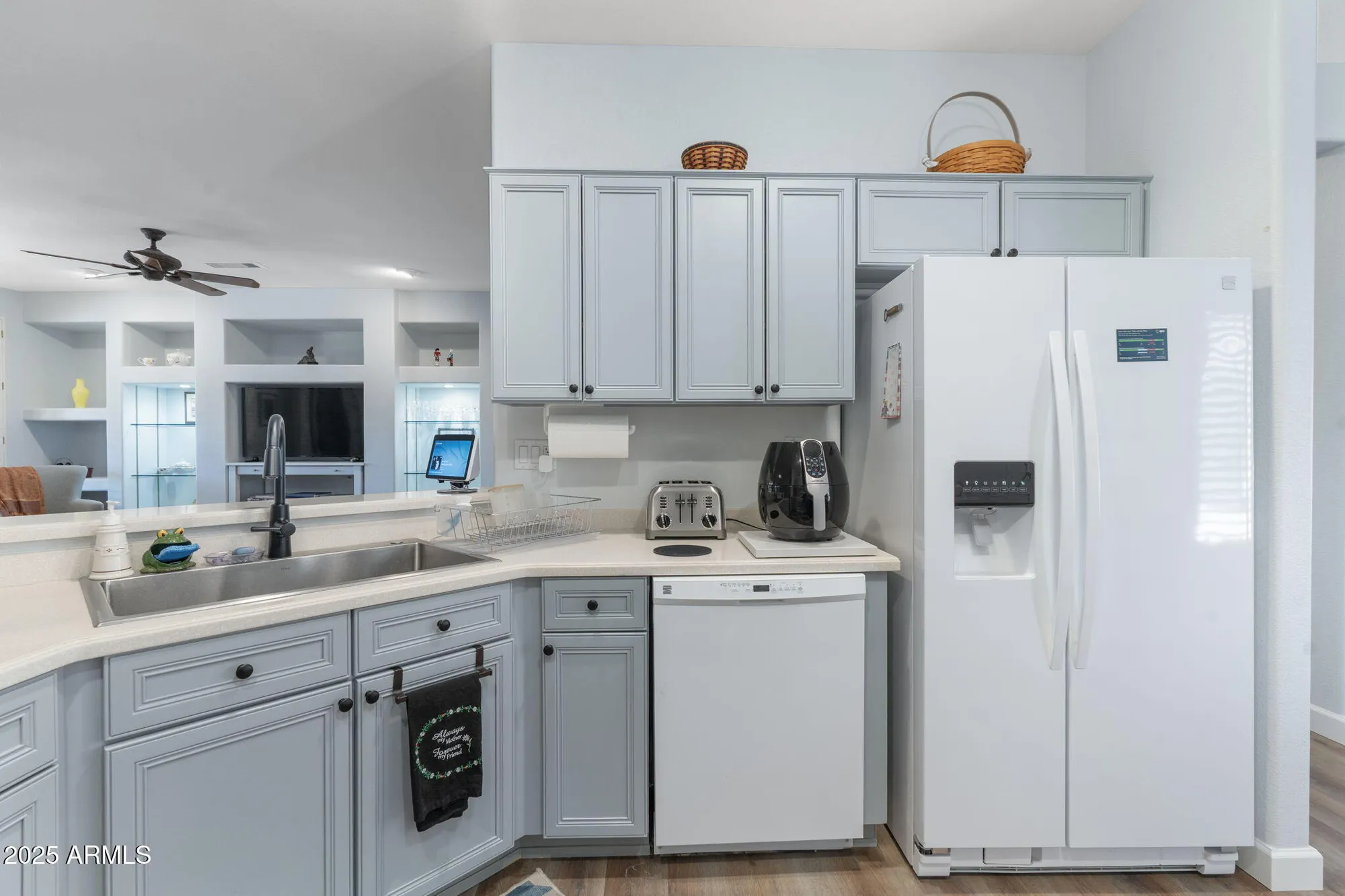 Property Slideshow image 16 of 43 | 15543 w agua linda ln, Surprise, AZ, 85374