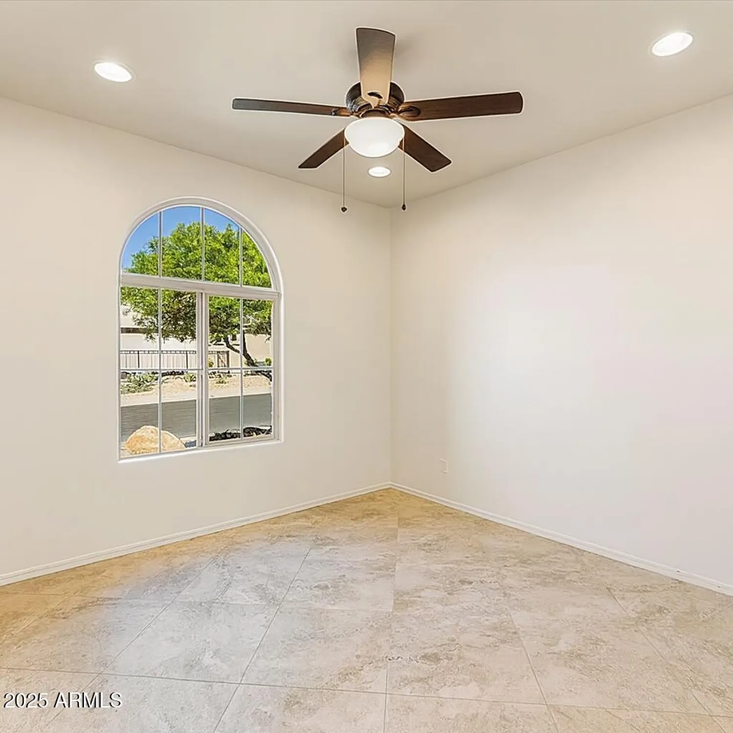 Property Slideshow image 22 of 42 | 26735 w oraibi dr, Buckeye, AZ, 85396