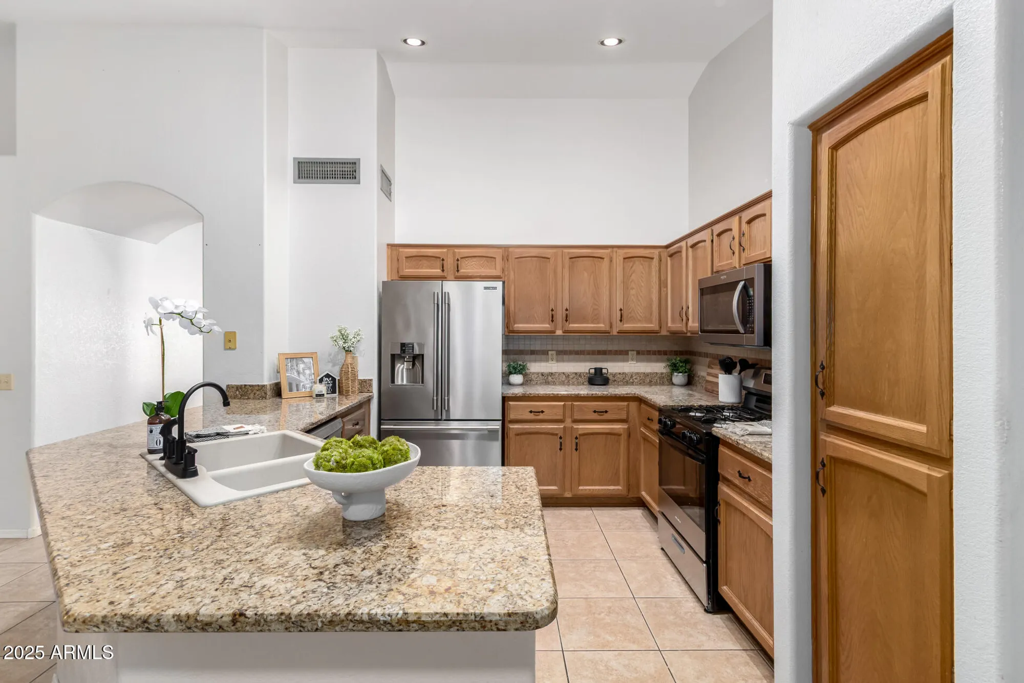 Property Slideshow image 9 of 39 | 9421 e nacoma dr, Sun Lakes, AZ, 85248