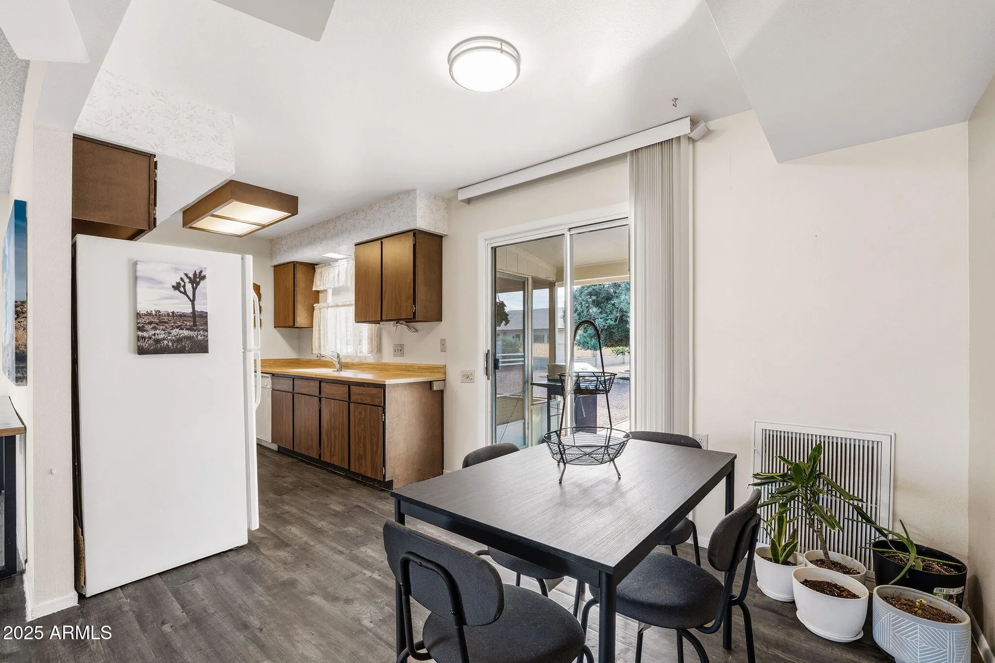 Property Slideshow image 19 of 25 | 811 leisure world, Mesa, AZ, 85206