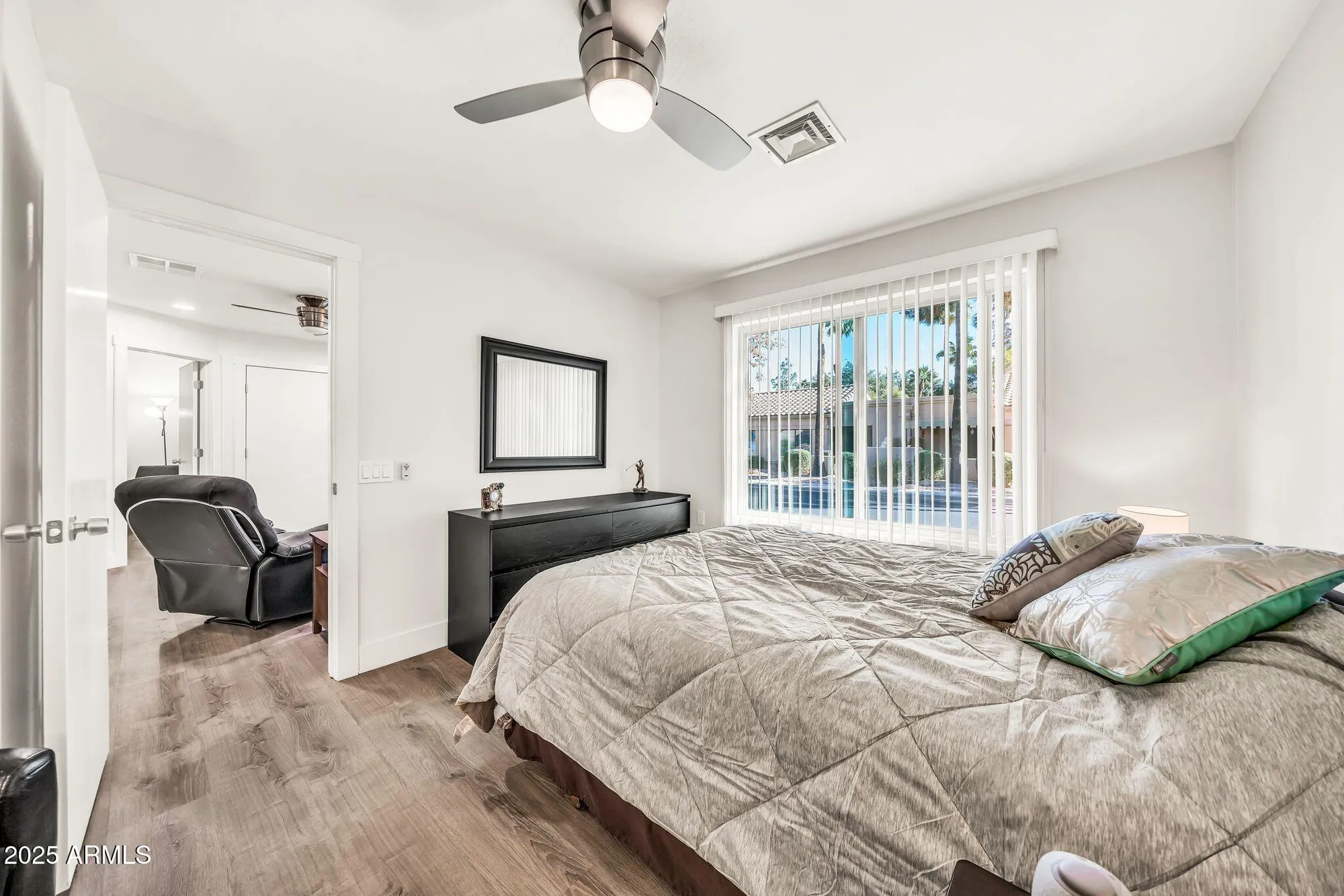 Property Slideshow image 17 of 45 | 14300 w bell rd unit 423, Surprise, AZ, 85374