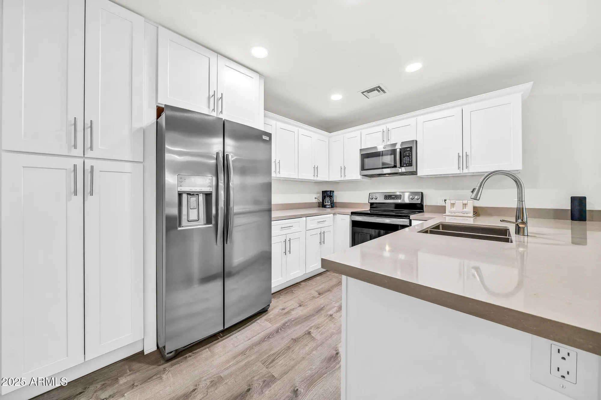 Property Slideshow image 12 of 45 | 14300 w bell rd unit 423, Surprise, AZ, 85374