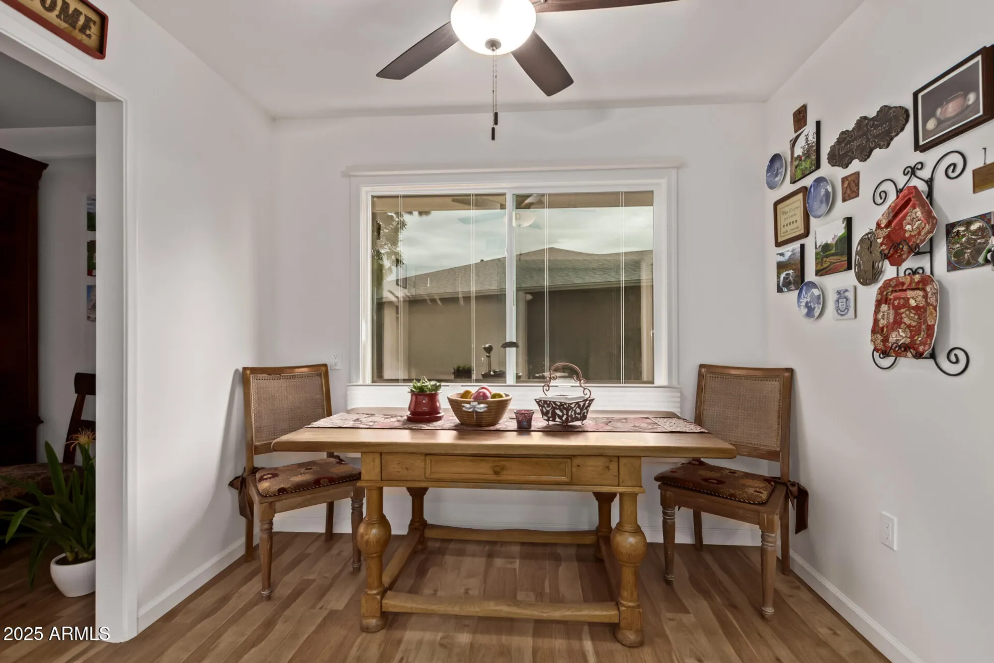 Property Slideshow image 8 of 25 | 9881 w spanish moss ct, Sun City, AZ, 85373