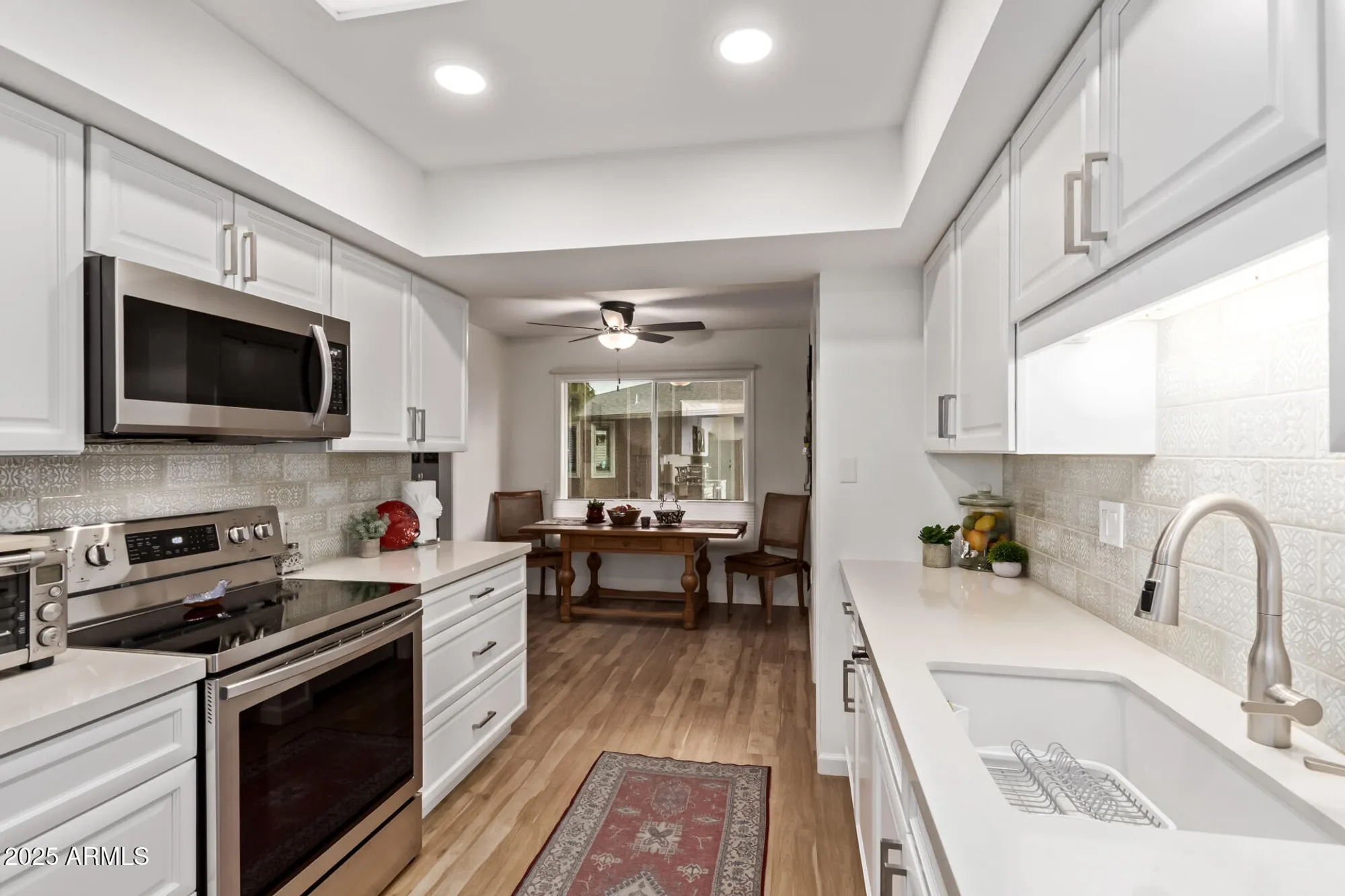 Property Slideshow image 12 of 25 | 9881 w spanish moss ct, Sun City, AZ, 85373