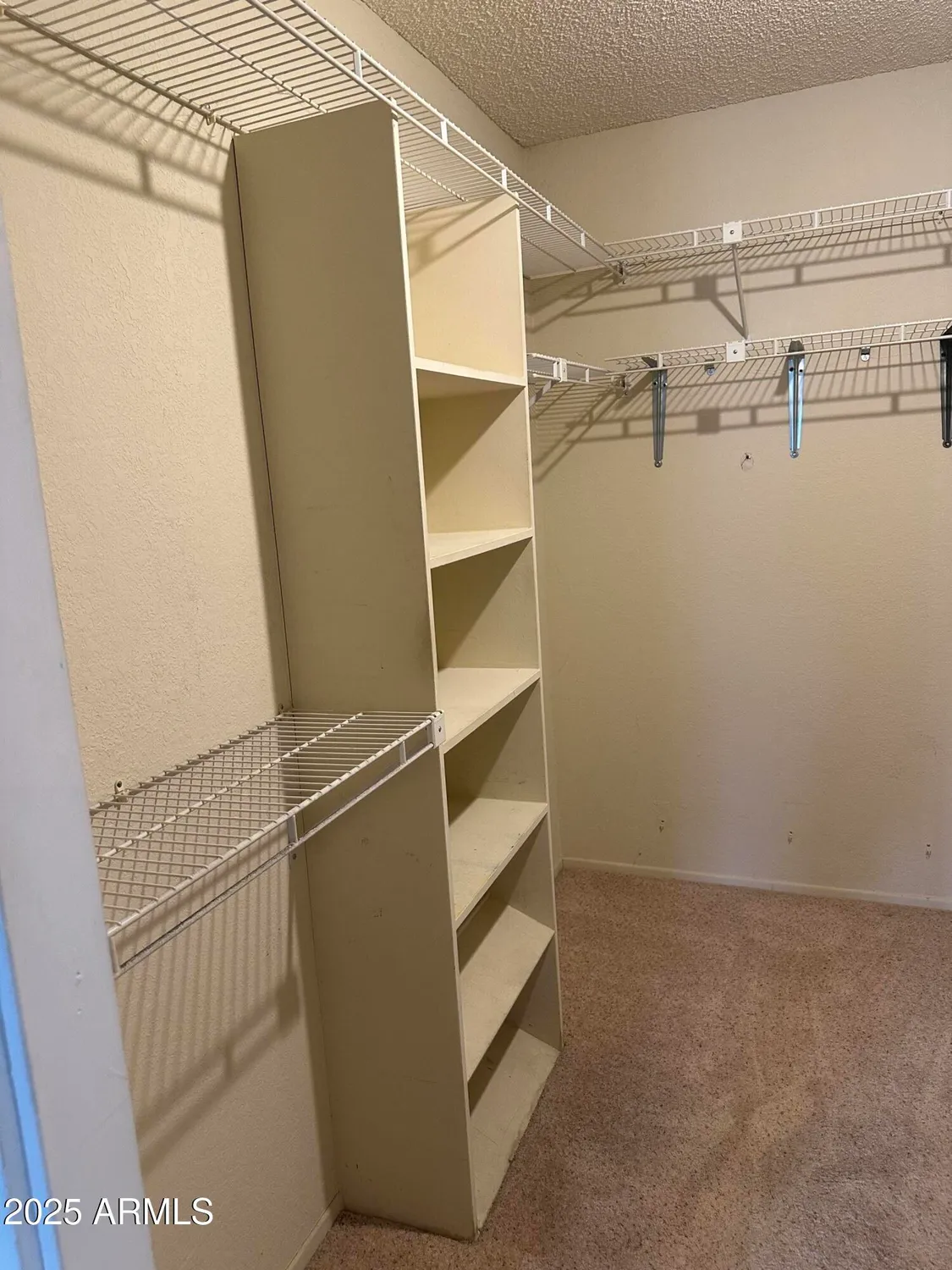 Property Slideshow image 16 of 47 | 25424 s ohio ct, Sun Lakes, AZ, 85248