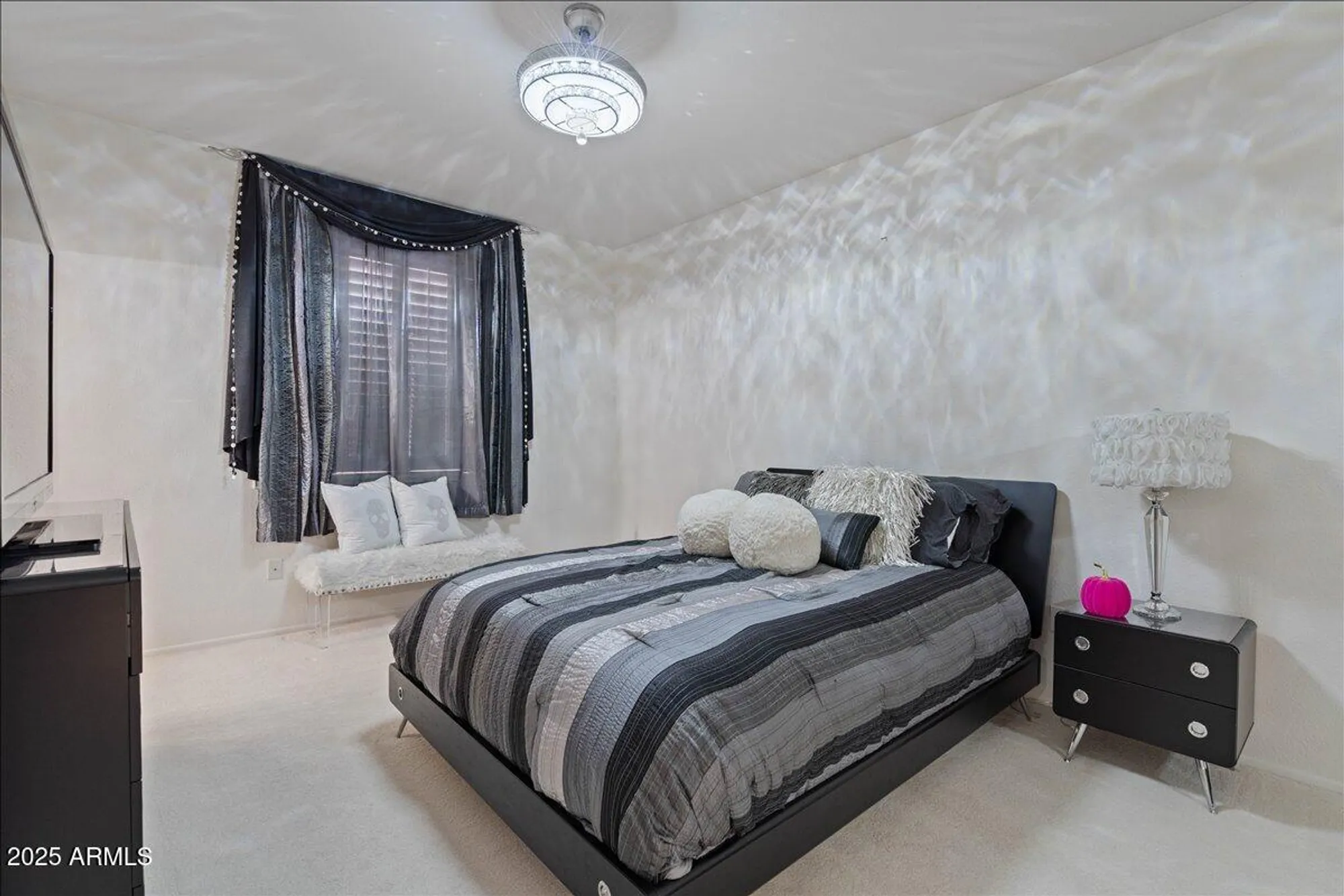 Property Slideshow image 18 of 36 | 15130 w waterford dr, Surprise, AZ, 85374