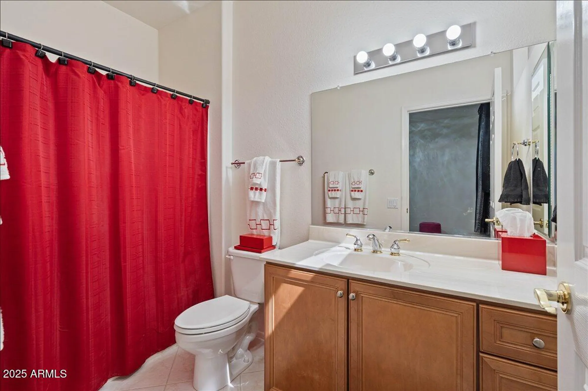 Property Slideshow image 20 of 36 | 15130 w waterford dr, Surprise, AZ, 85374