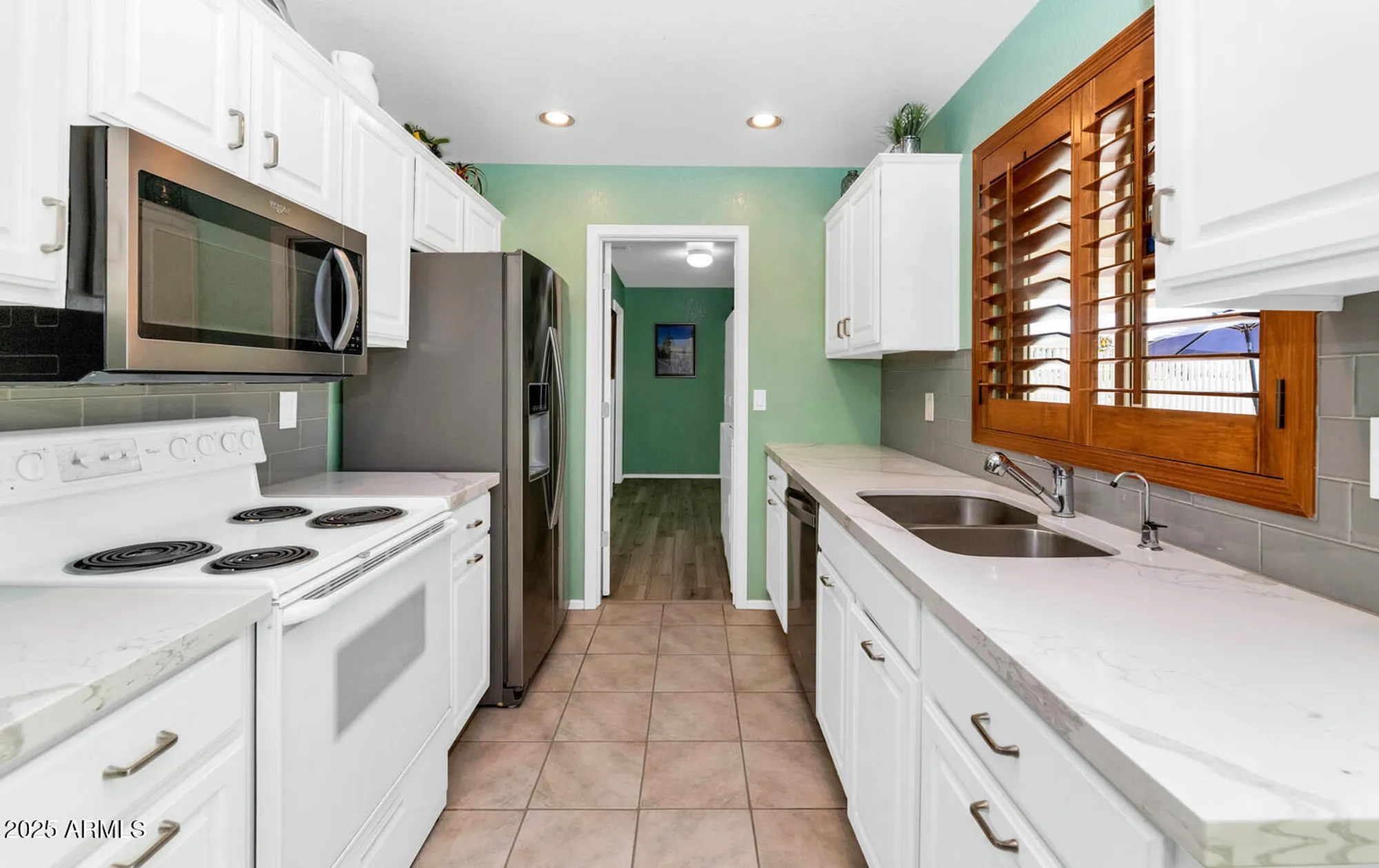 Property Slideshow image 11 of 36 | 26222 s saddletree dr # 18, Sun Lakes, AZ, 85248