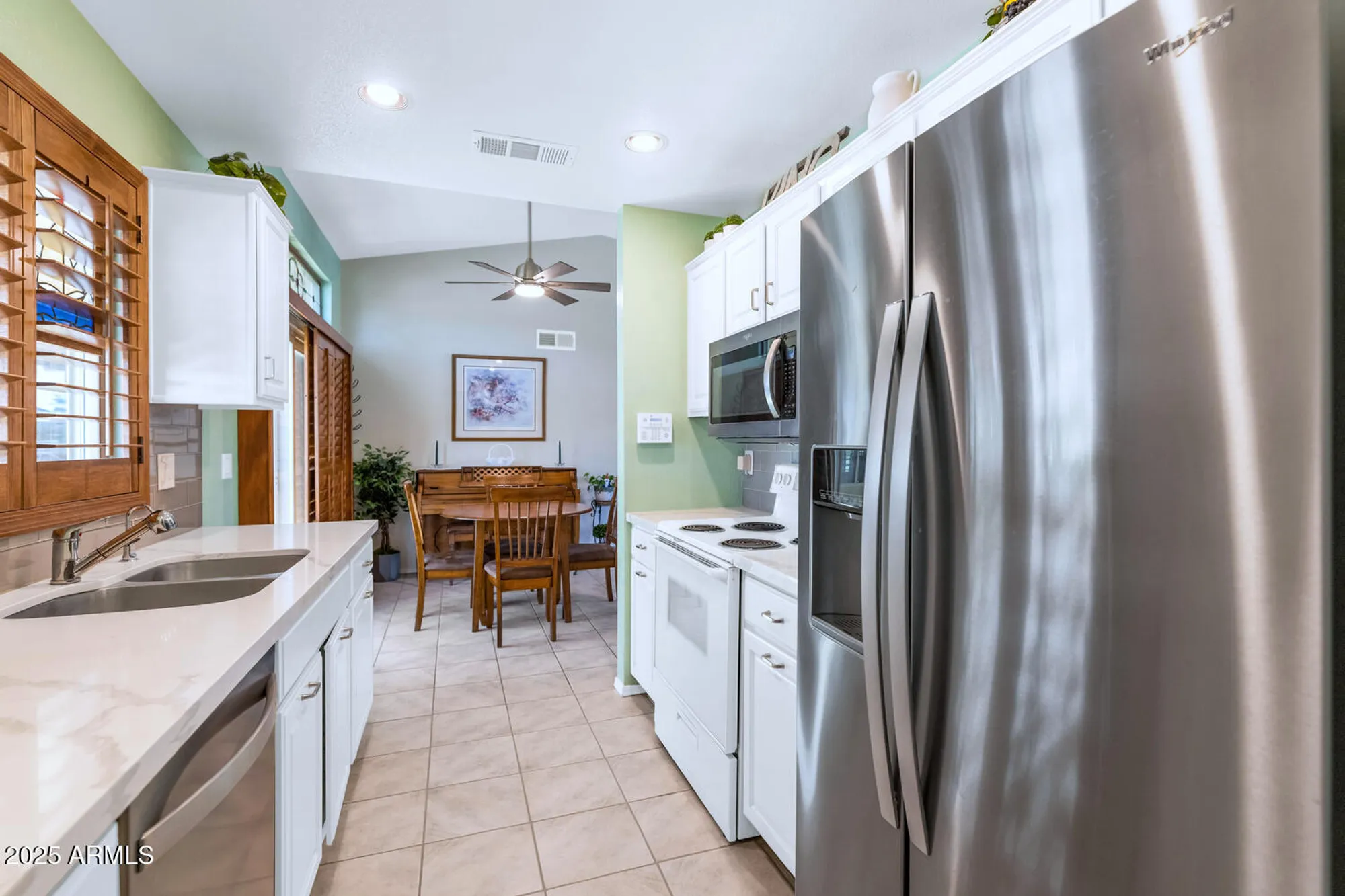 Property Slideshow image 13 of 36 | 26222 s saddletree dr # 18, Sun Lakes, AZ, 85248
