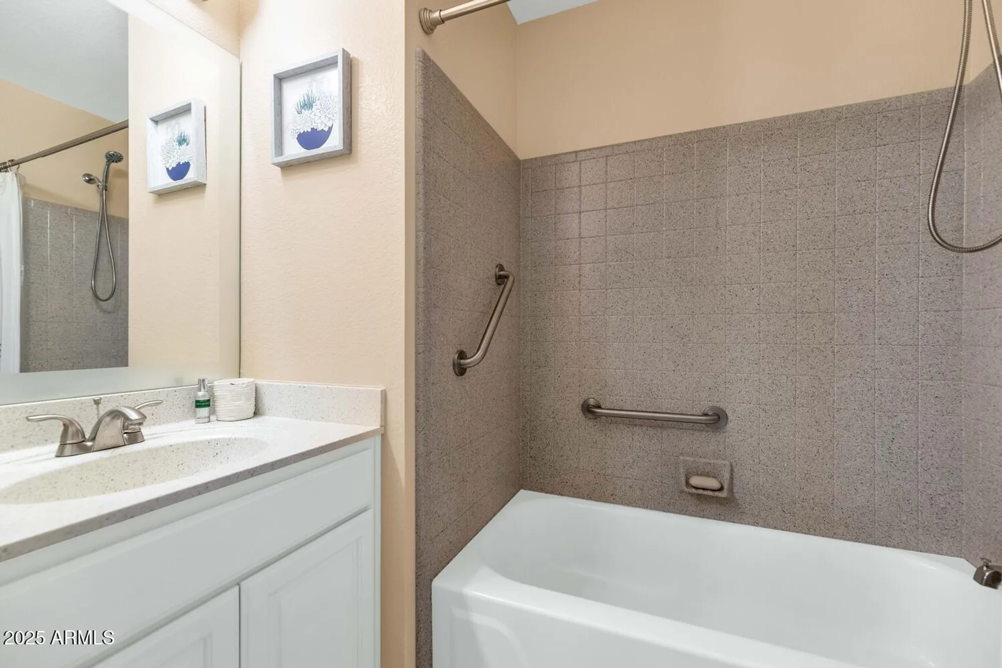 Property Slideshow image 19 of 36 | 26222 s saddletree dr # 18, Sun Lakes, AZ, 85248