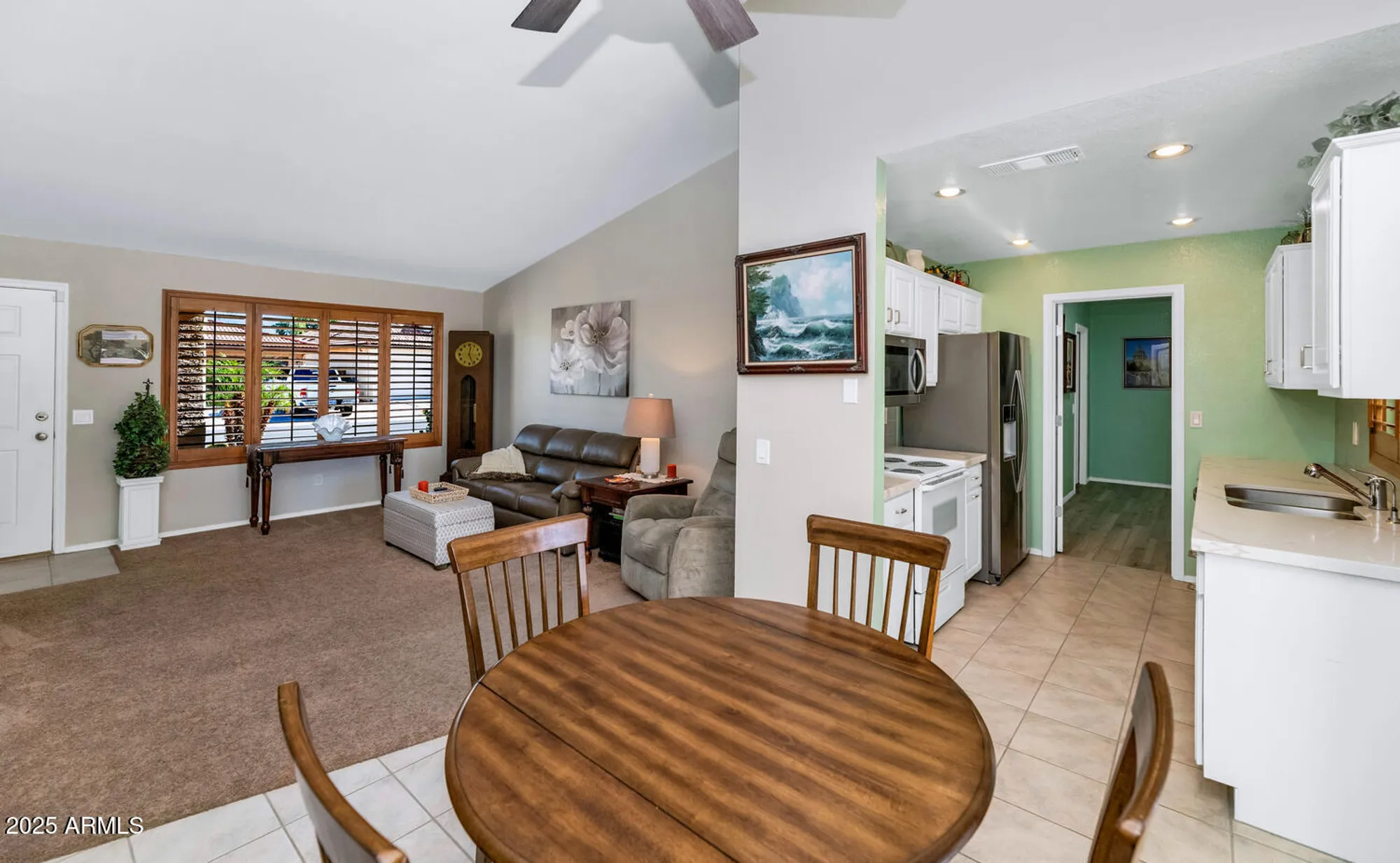 Property Slideshow image 3 of 36 | 26222 s saddletree dr # 18, Sun Lakes, AZ, 85248