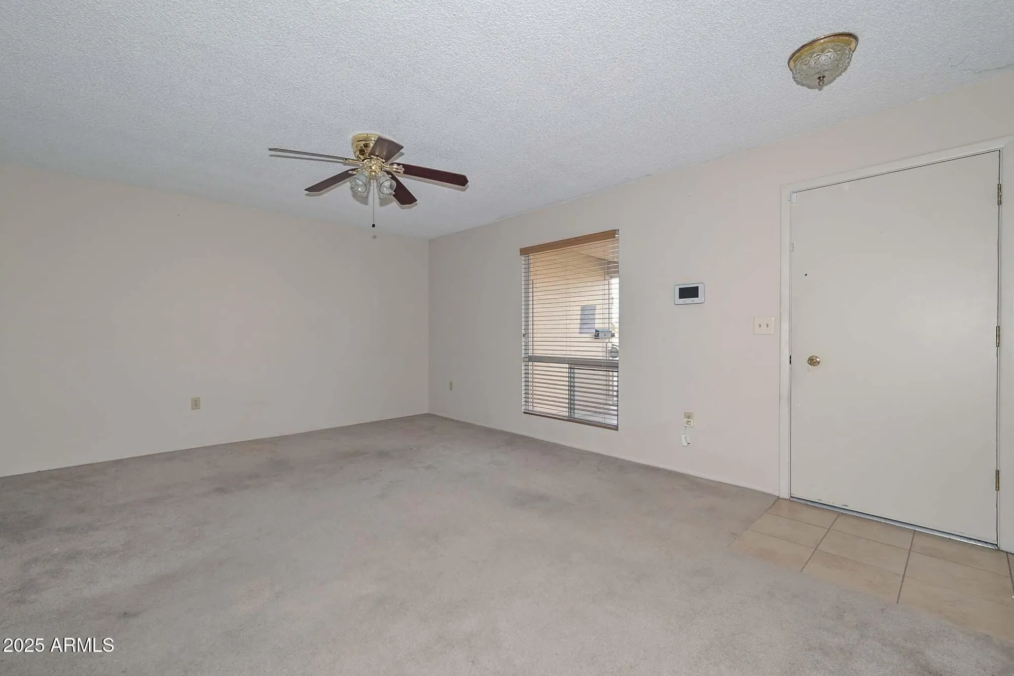 Property Slideshow image 5 of 34 | 10643 w roundelay cir, Sun City, AZ, 85351