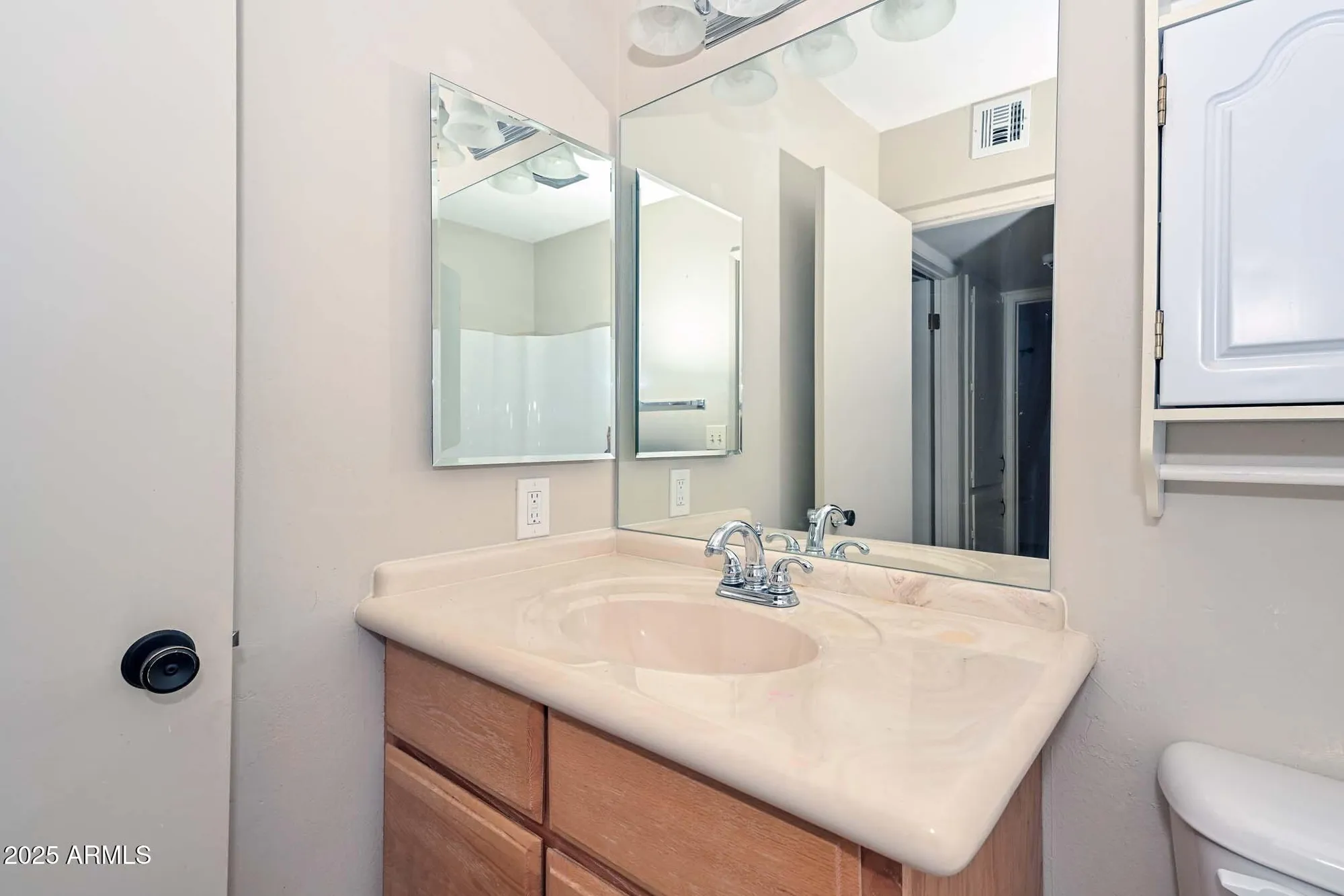 Property Slideshow image 20 of 34 | 10643 w roundelay cir, Sun City, AZ, 85351