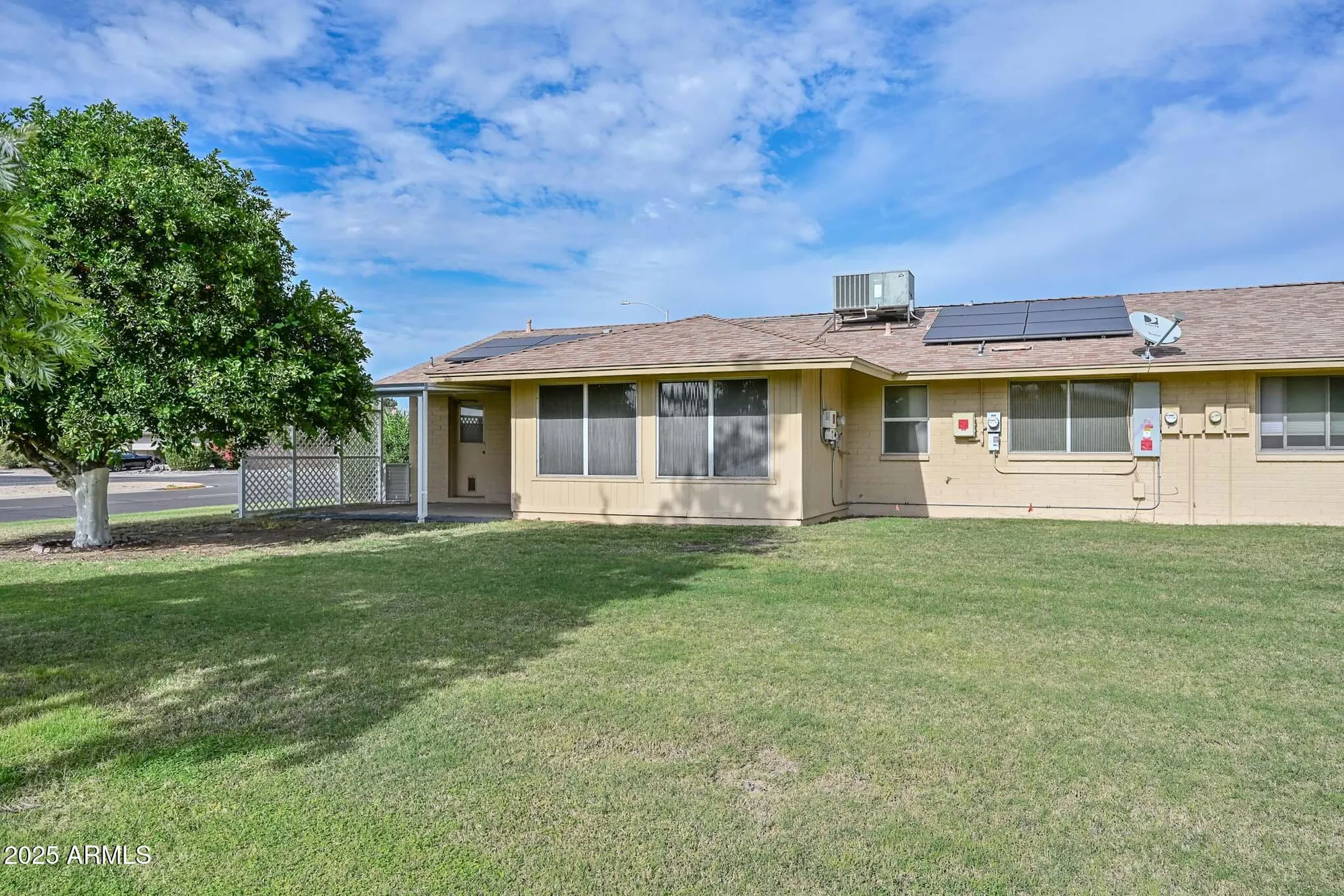 Property Slideshow image 29 of 34 | 10643 w roundelay cir, Sun City, AZ, 85351