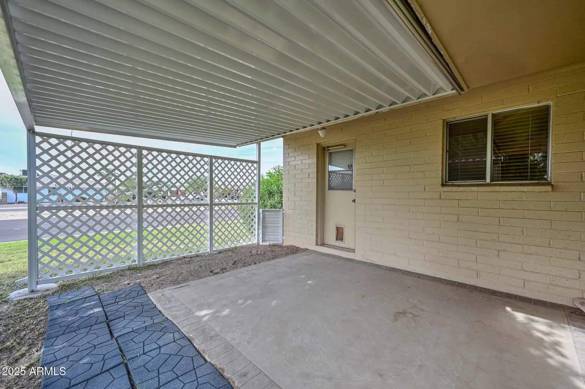 Property Slideshow image 32 of 34 | 10643 w roundelay cir, Sun City, AZ, 85351