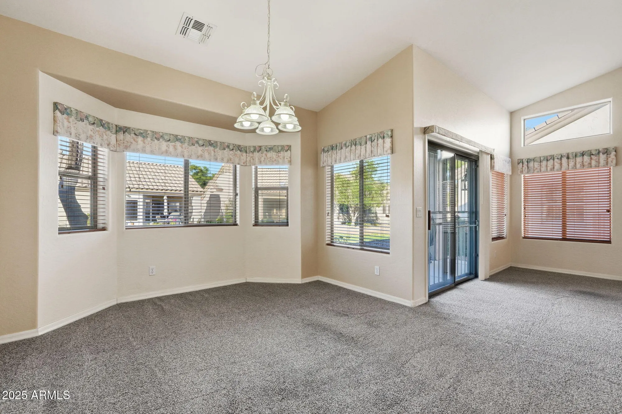 Property Slideshow image 27 of 48 | 1546 e earl dr, Casa Grande, AZ, 85122