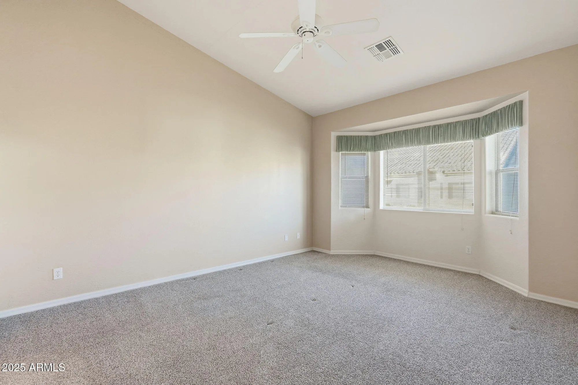Property Slideshow image 20 of 48 | 1546 e earl dr, Casa Grande, AZ, 85122