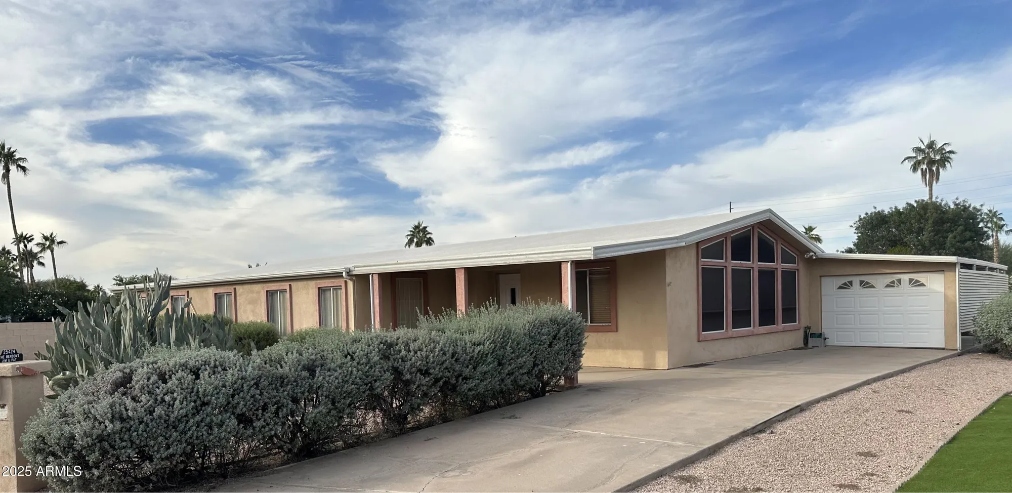 Property Slideshow image 1 of 47 | 25424 s ohio ct, Sun Lakes, AZ, 85248