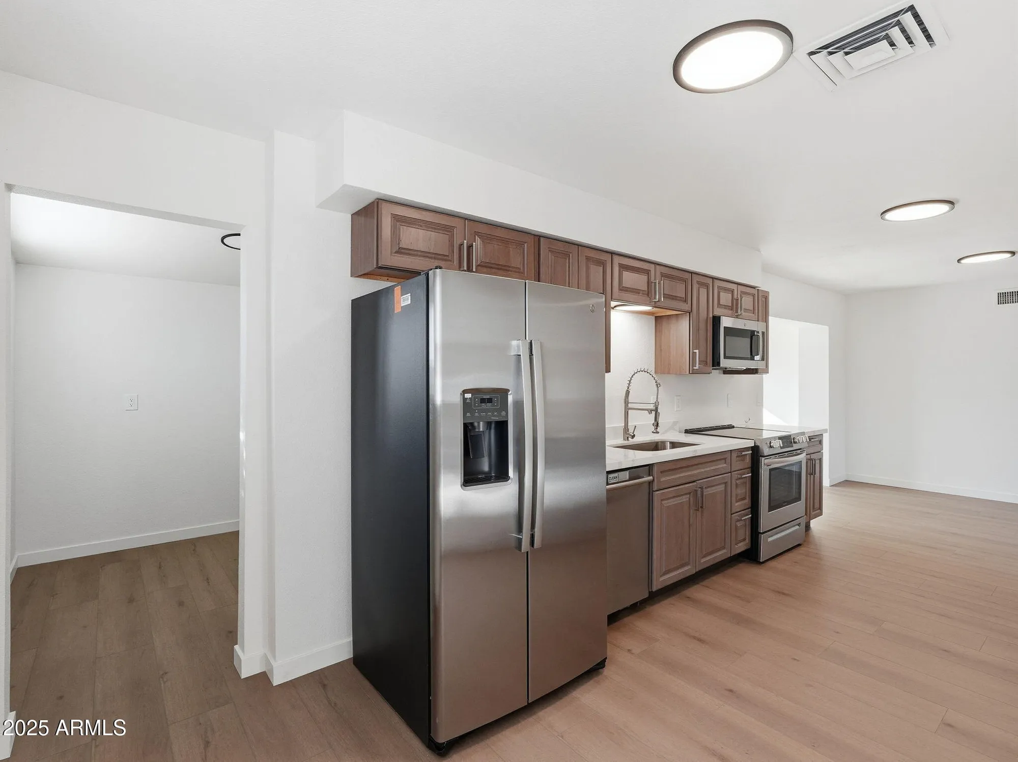 Property Slideshow image 8 of 37 | 1428 s palo verde dr, Apache Junction, AZ, 85120