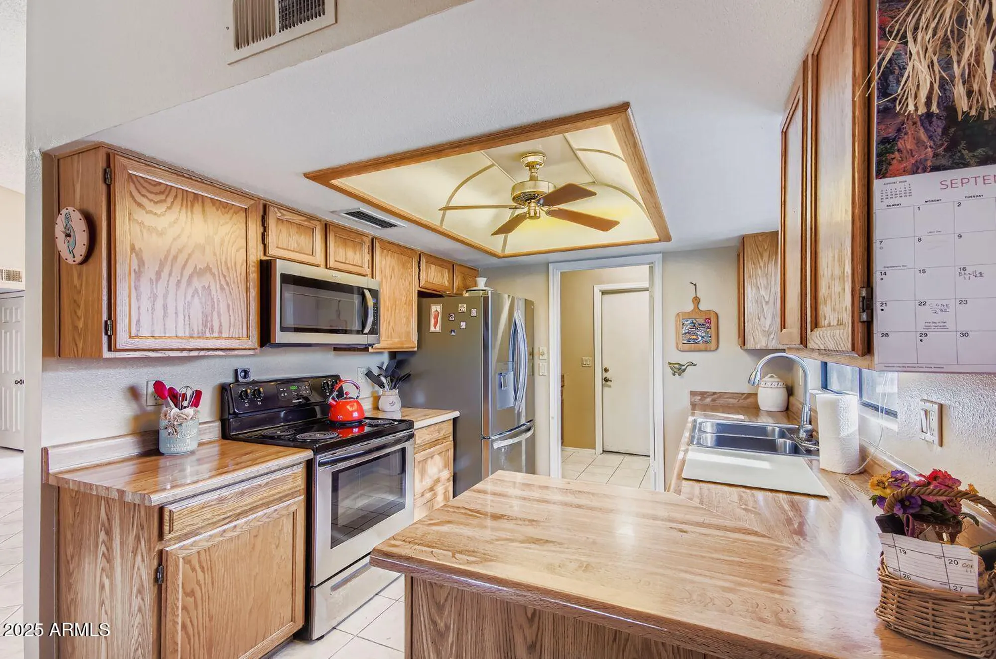 Property Slideshow image 12 of 29 | 9619 w taro ln, Peoria, AZ, 85382
