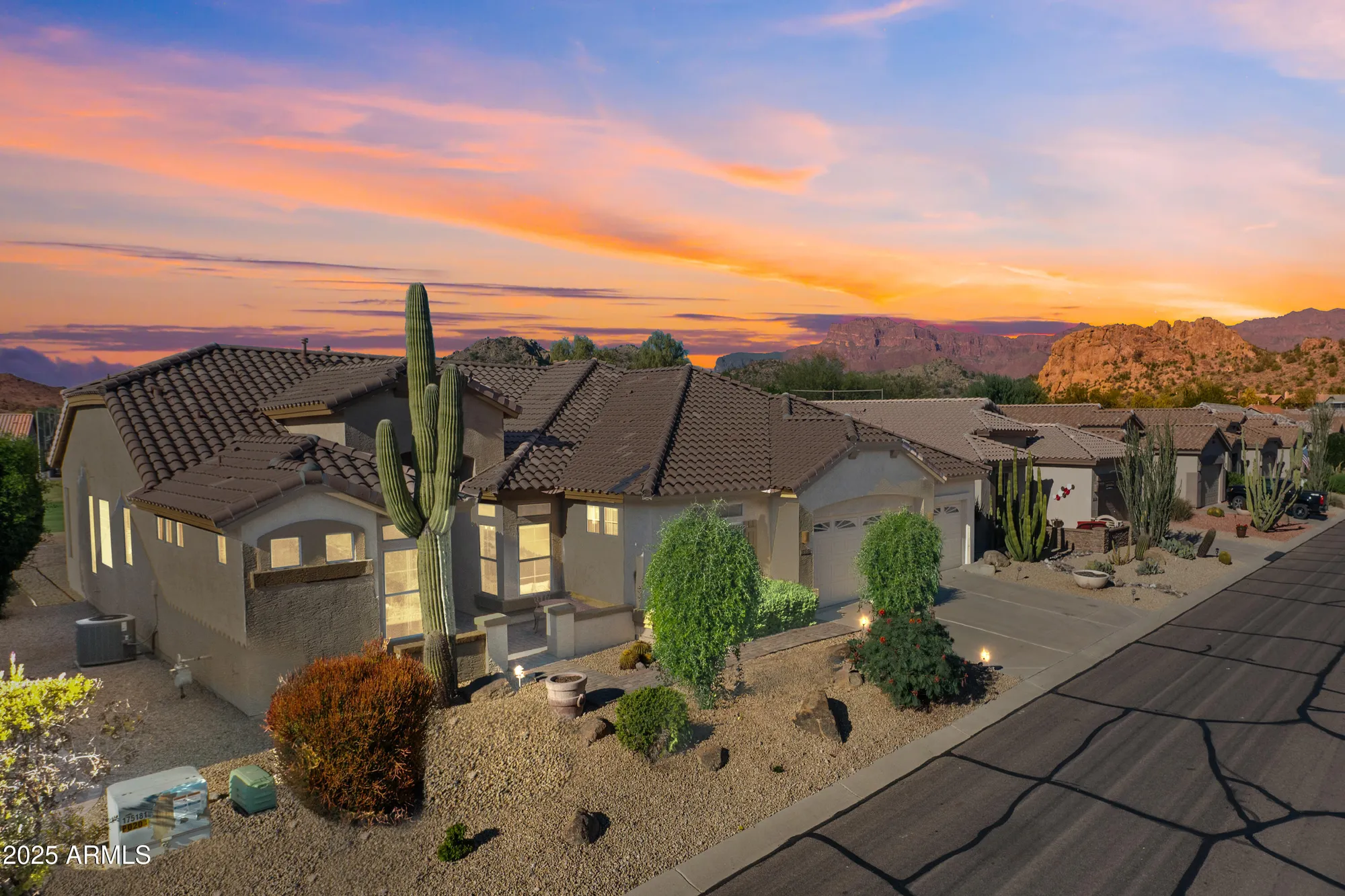 Property Slideshow image 1 of 81 | 5550 s indigo dr, Gold Canyon, AZ, 85118