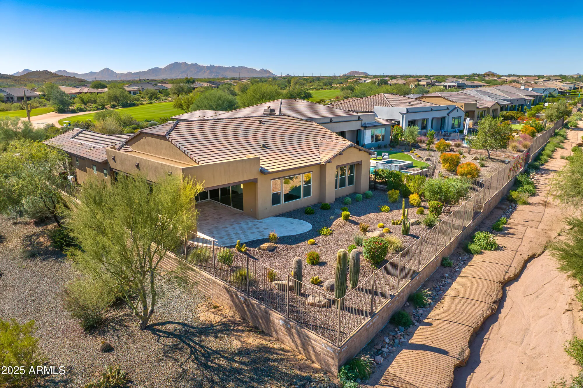 Property Slideshow image 35 of 64 | 18032 e wolf tree ln, Rio Verde, AZ, 85263