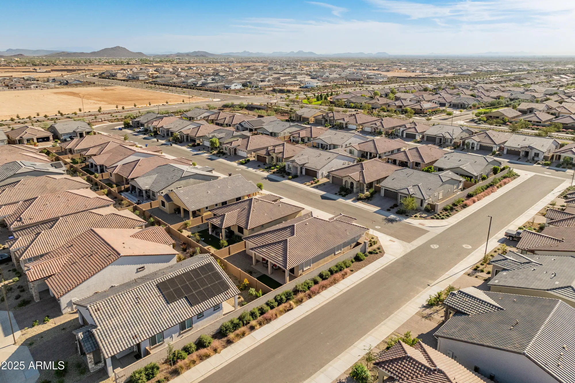 Property Slideshow image 48 of 67 | 25116 n 173rd ln, Surprise, AZ, 85387