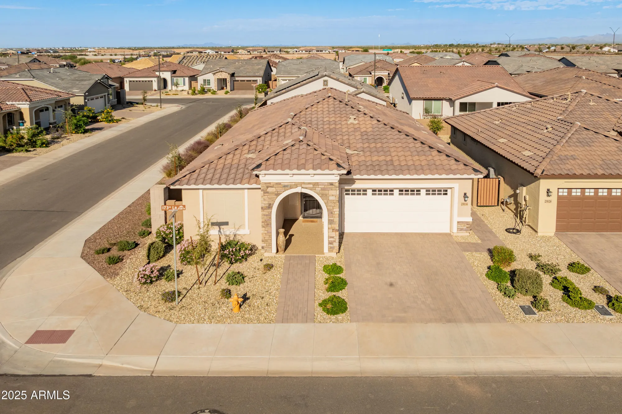 Property Slideshow image 6 of 67 | 25116 n 173rd ln, Surprise, AZ, 85387