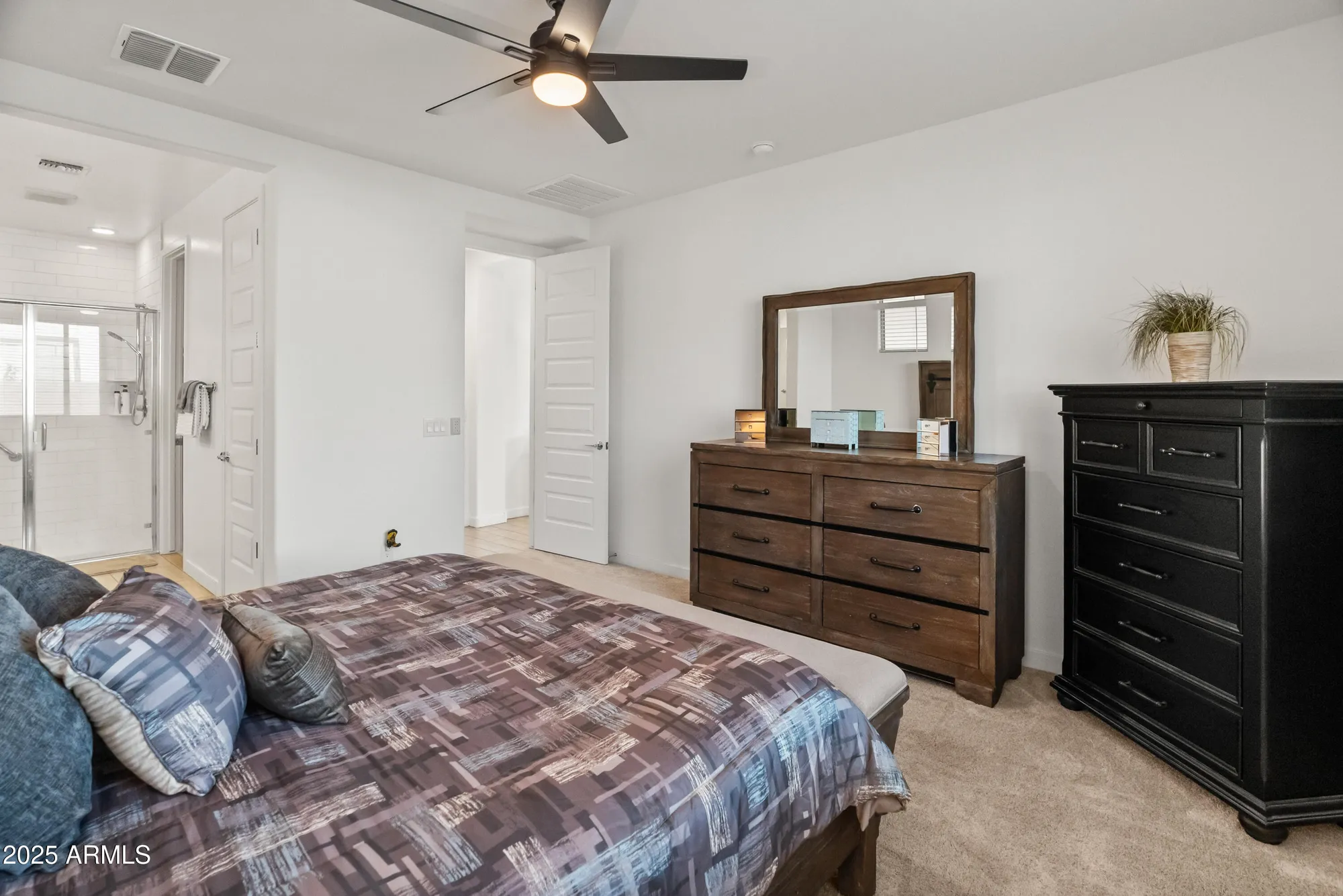 Property Slideshow image 28 of 67 | 25116 n 173rd ln, Surprise, AZ, 85387