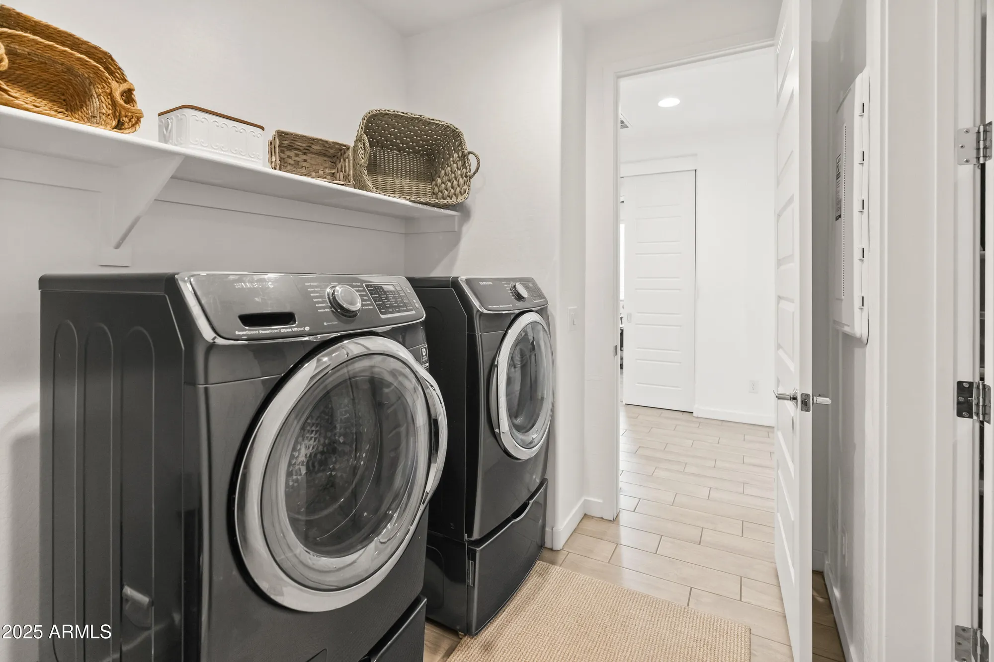 Property Slideshow image 35 of 67 | 25116 n 173rd ln, Surprise, AZ, 85387