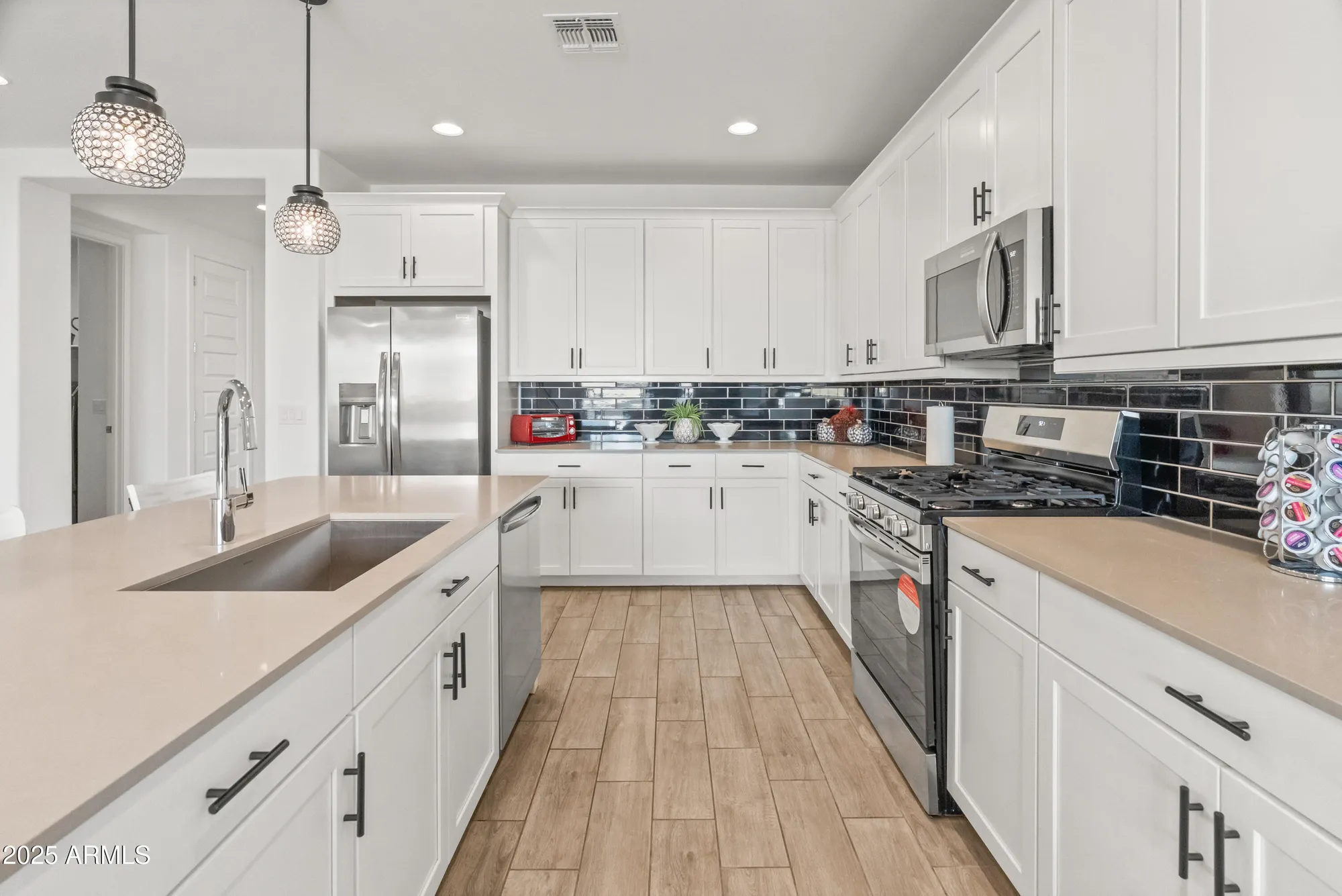 Property Slideshow image 18 of 67 | 25116 n 173rd ln, Surprise, AZ, 85387