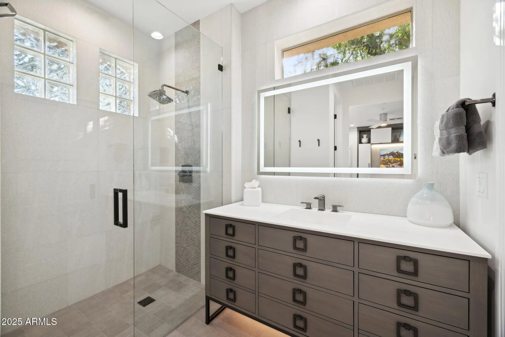 Property Slideshow image 36 of 57 | 6374 e amber sun dr, Scottsdale, AZ, 85266