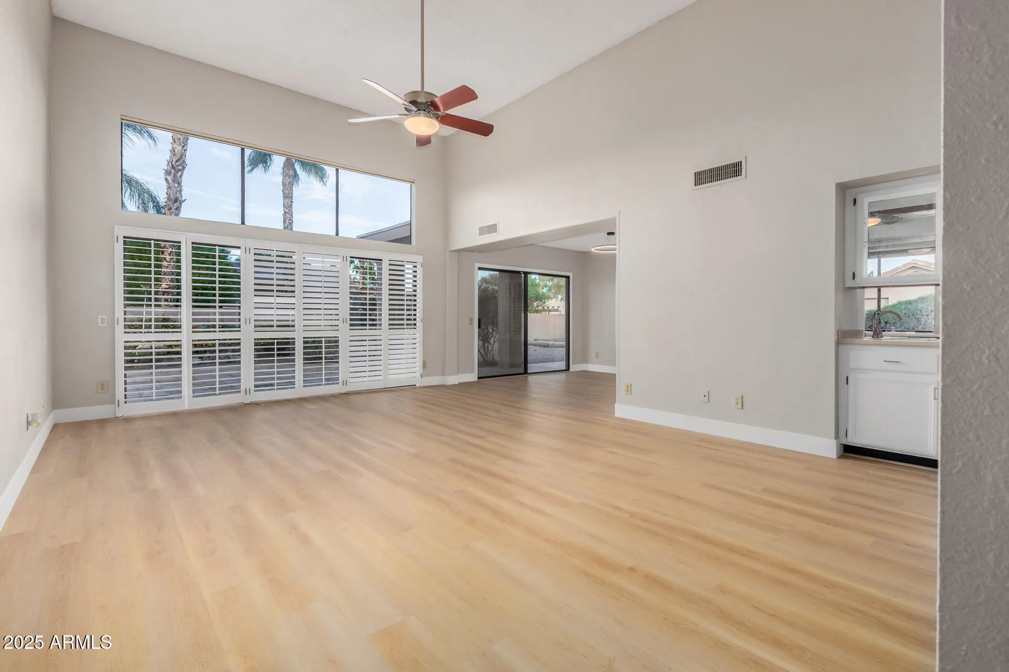 Property Slideshow image 6 of 33 | 10938 e bellflower dr, Sun Lakes, AZ, 85248