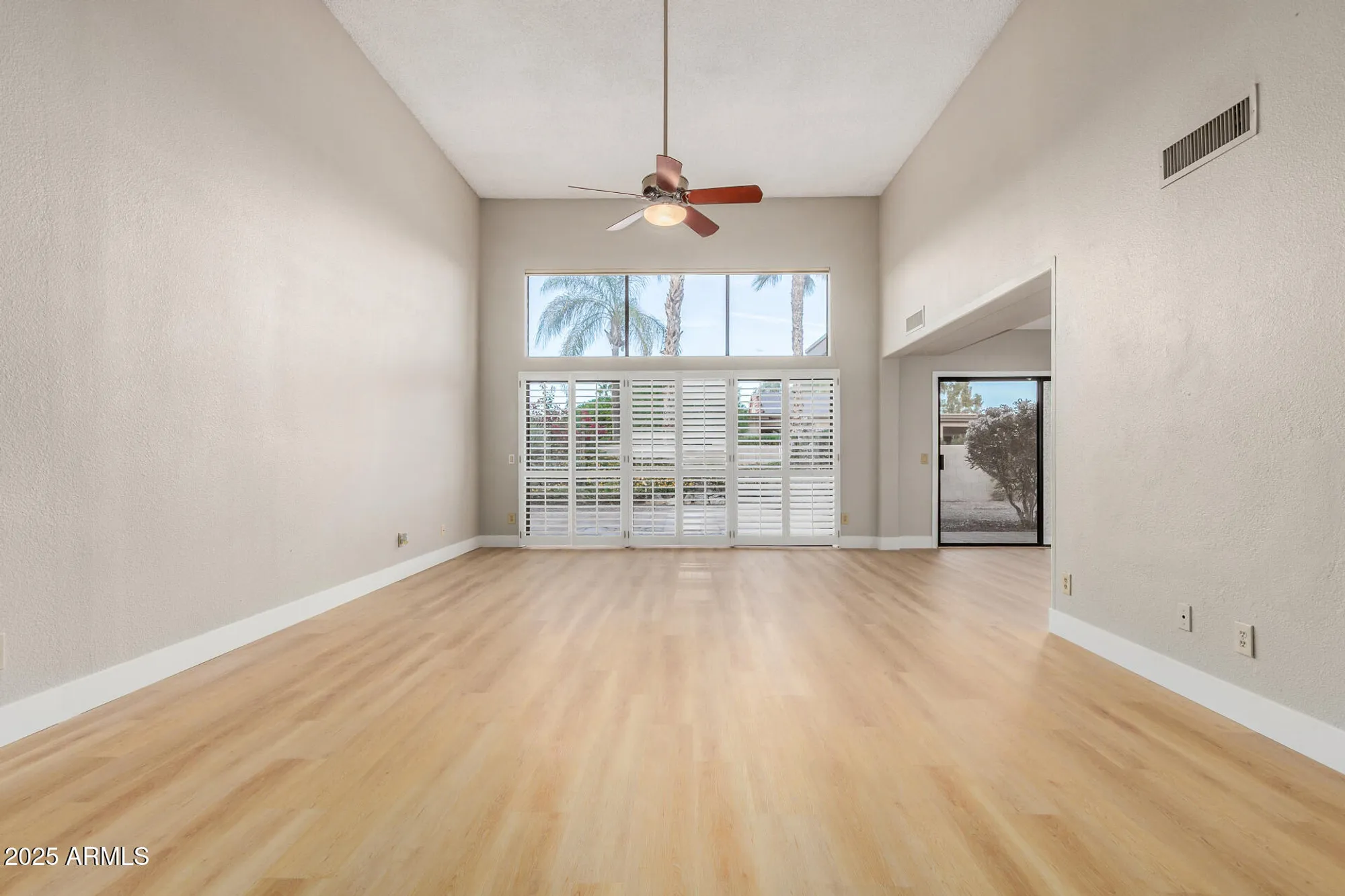 Property Slideshow image 7 of 33 | 10938 e bellflower dr, Sun Lakes, AZ, 85248