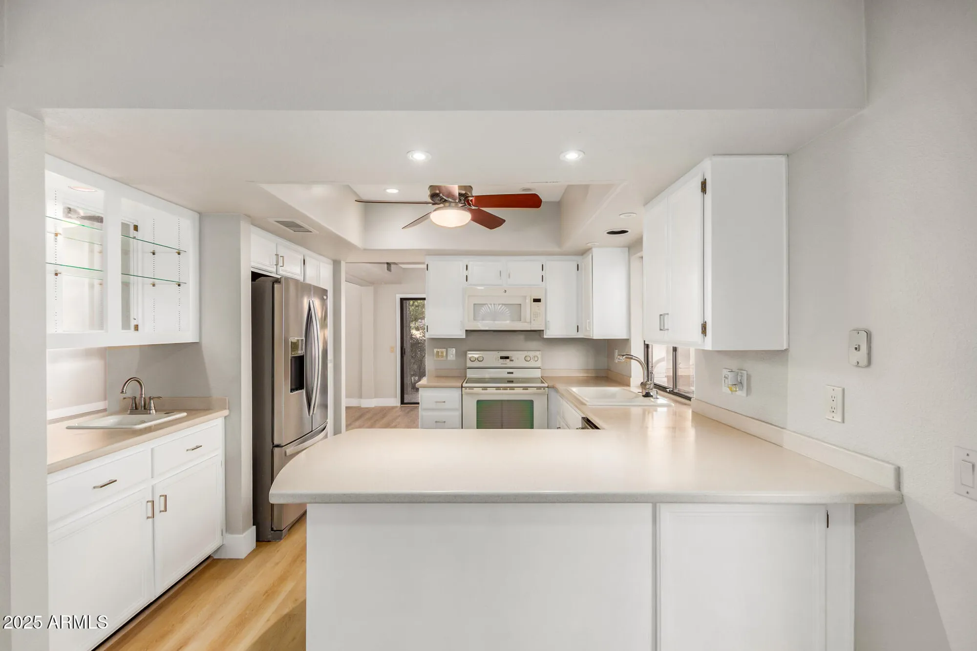 Property Slideshow image 12 of 33 | 10938 e bellflower dr, Sun Lakes, AZ, 85248