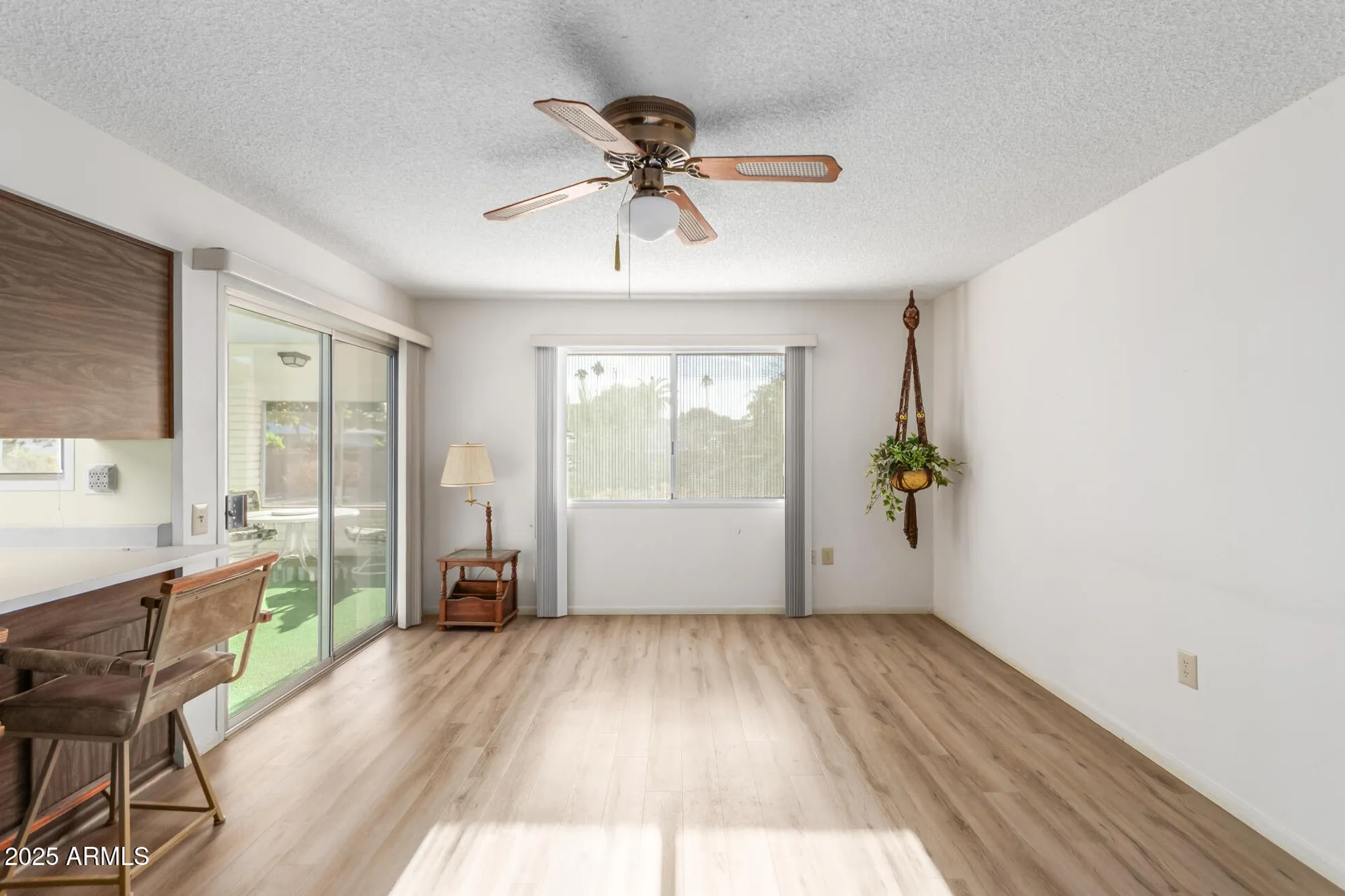 Property Slideshow image 9 of 31 | 13335 w hardwood dr, Sun City West, AZ, 85375