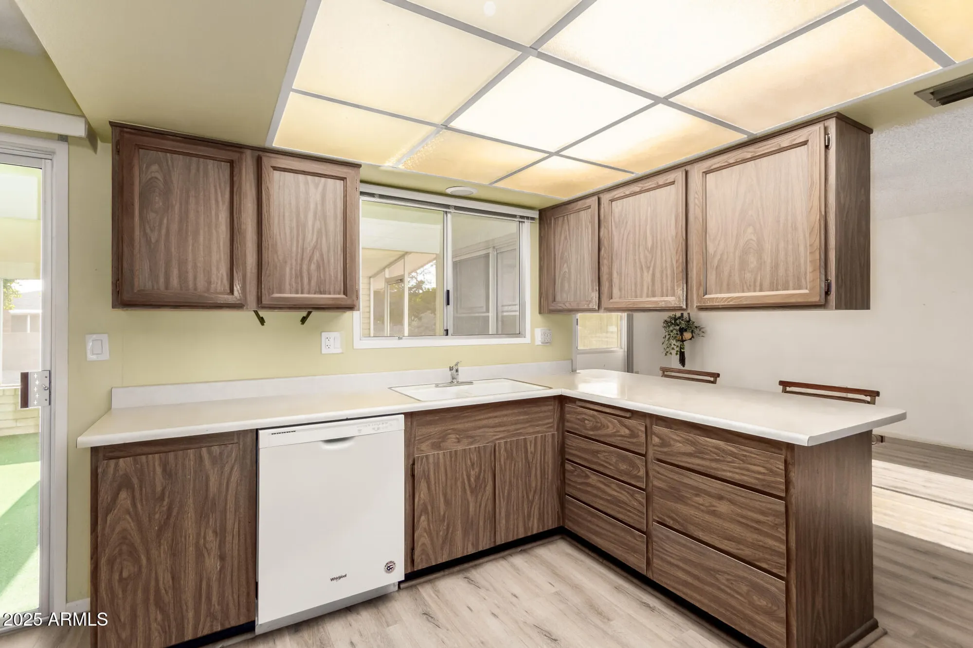 Property Slideshow image 12 of 31 | 13335 w hardwood dr, Sun City West, AZ, 85375